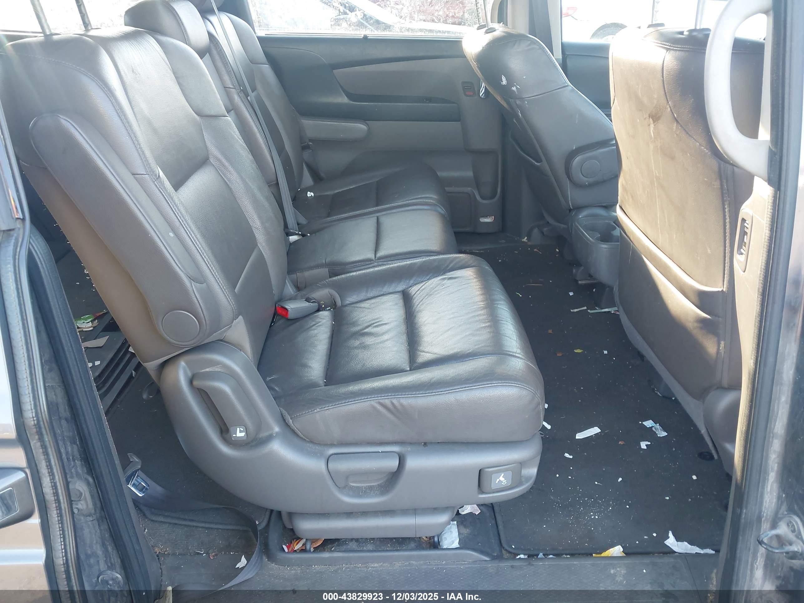 HONDA ODYSSEY image 8