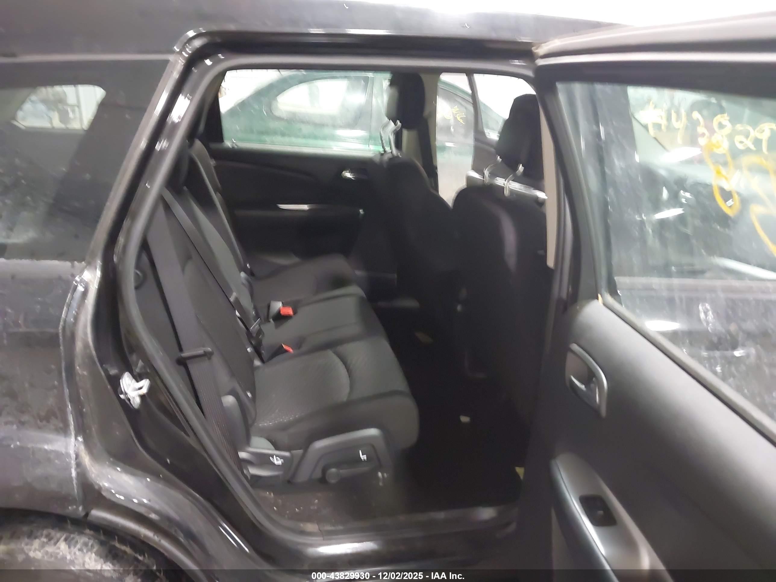 DODGE JOURNEY image 8