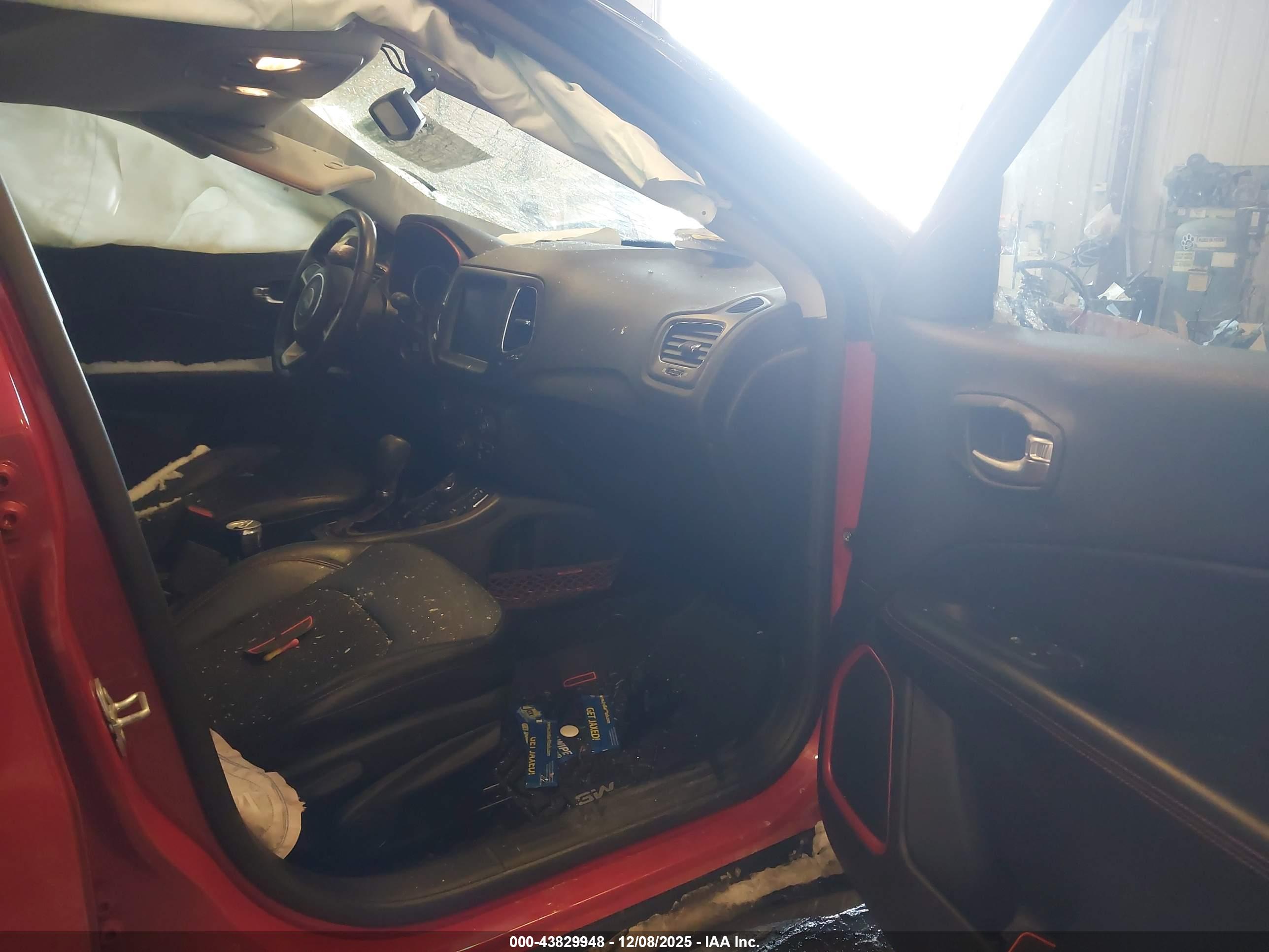 JEEP COMPASS image 5