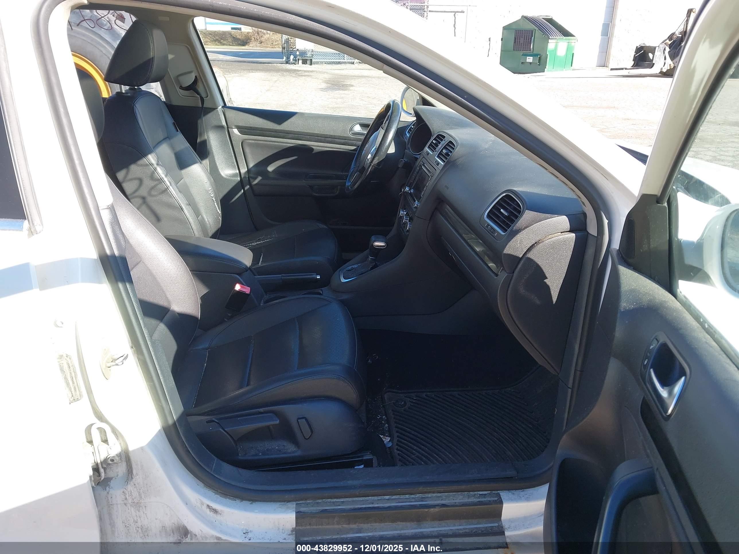 VOLKSWAGEN JETTA image 5