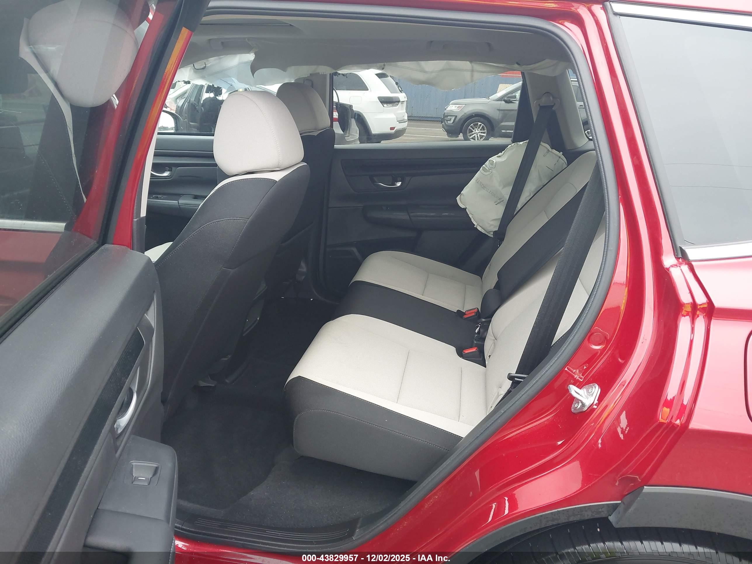 HONDA CR-V image 8