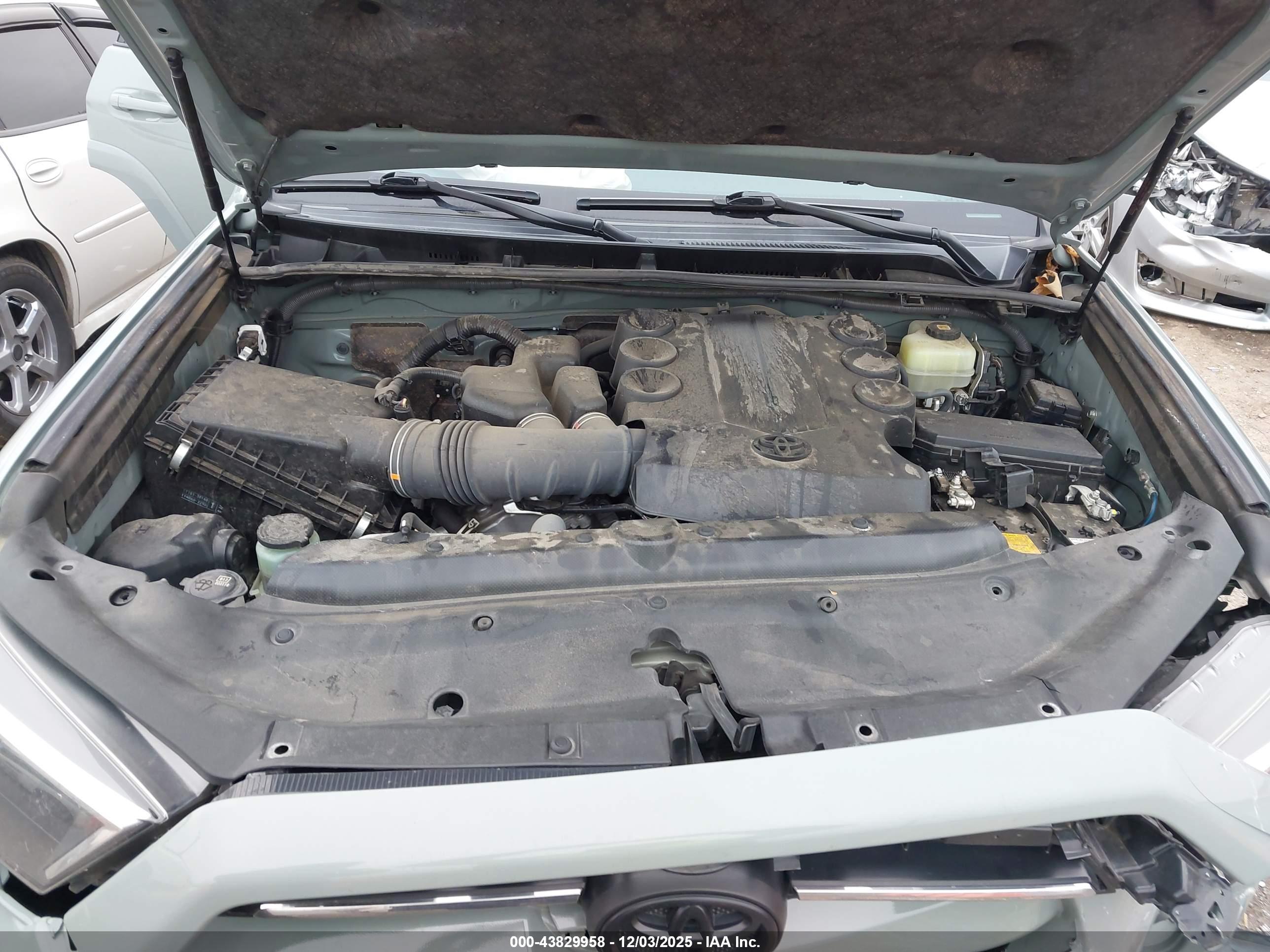TOYOTA 4RUNNER image 10