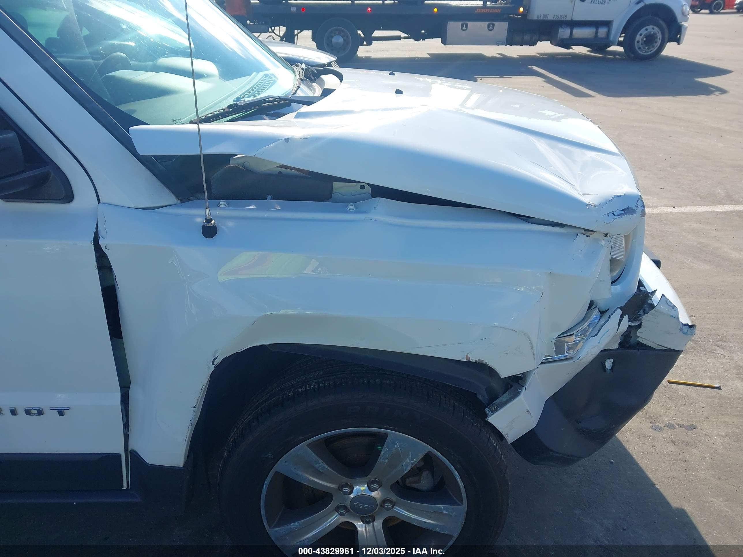 JEEP PATRIOT image 6