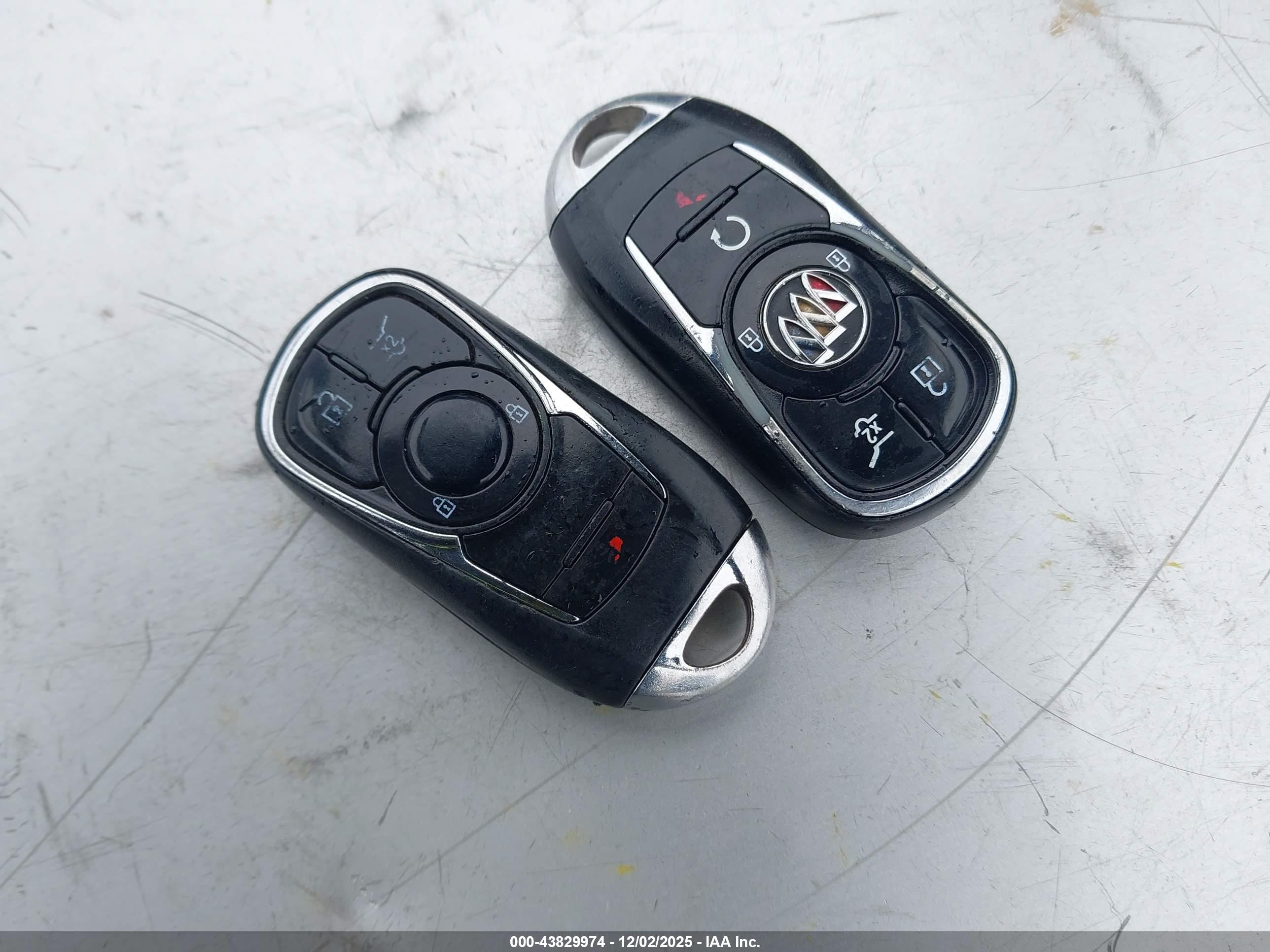 BUICK ENCLAVE image 11