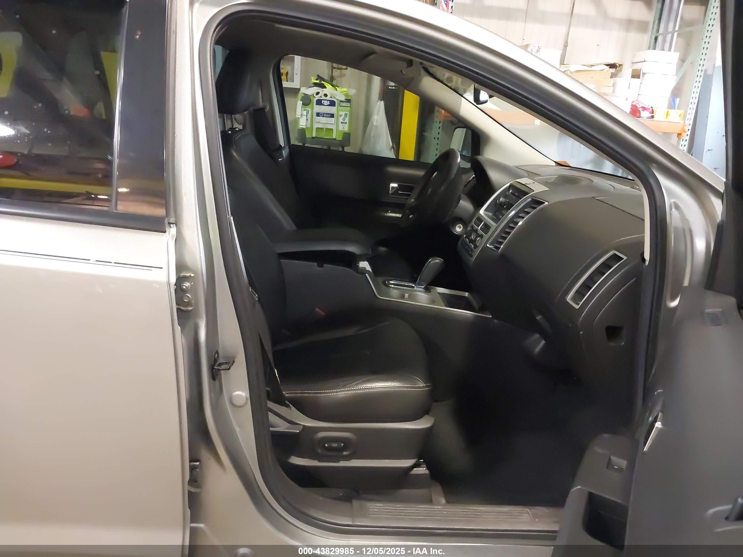 FORD EDGE image 5