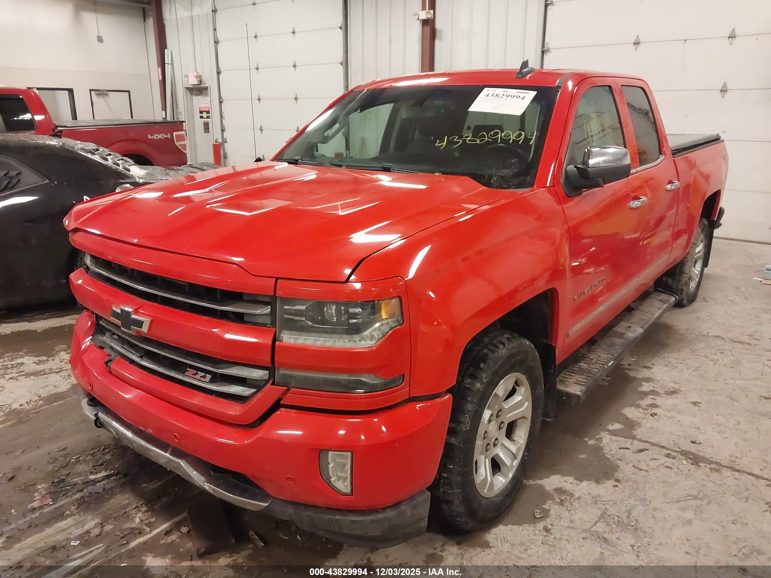 CHEVROLET SILVERADO image 2