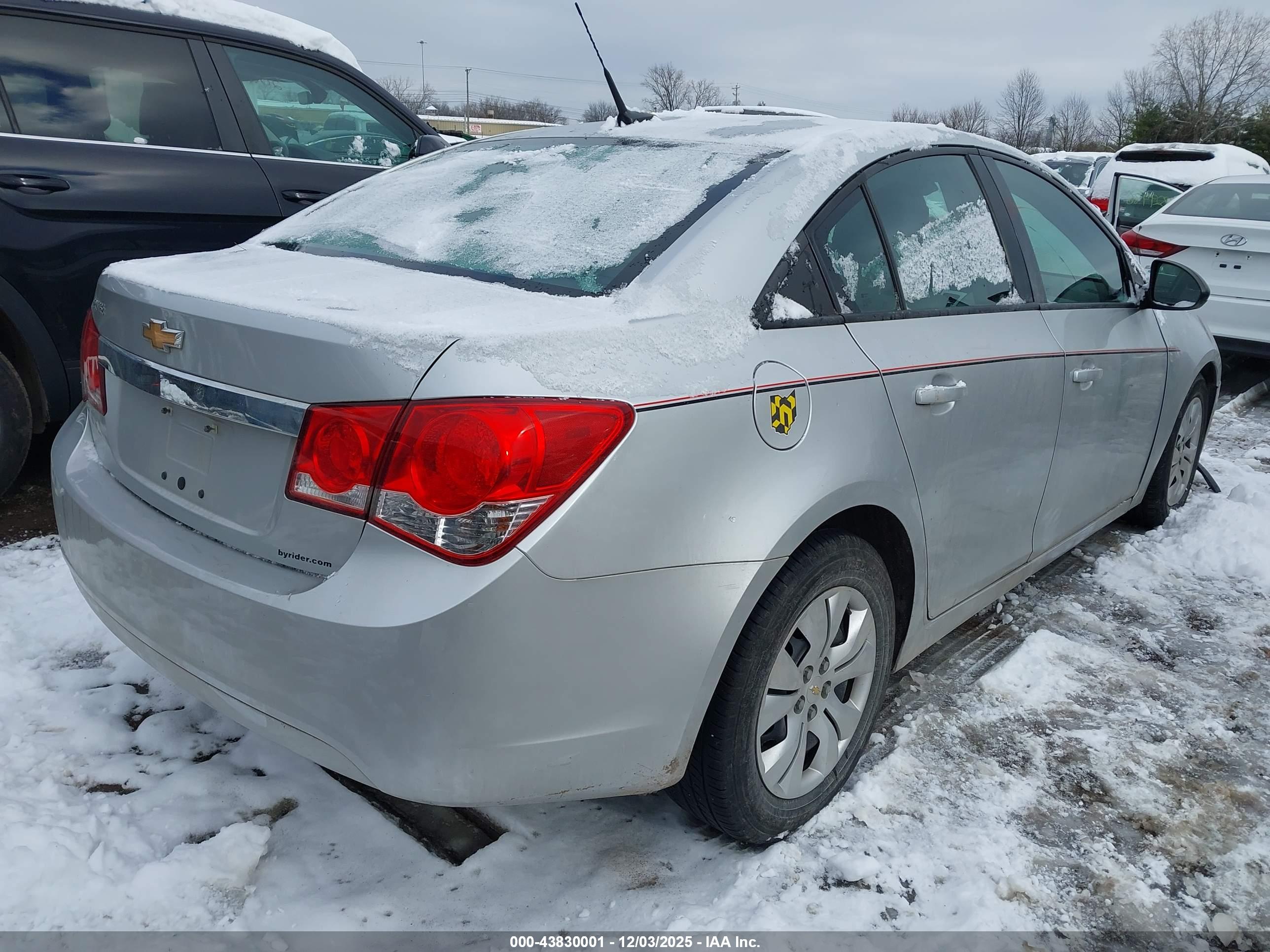 CHEVROLET CRUZE image 4