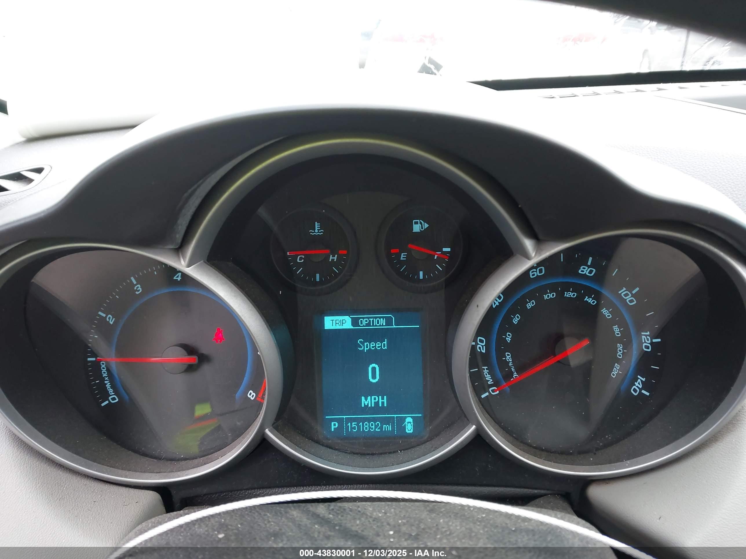 CHEVROLET CRUZE image 7