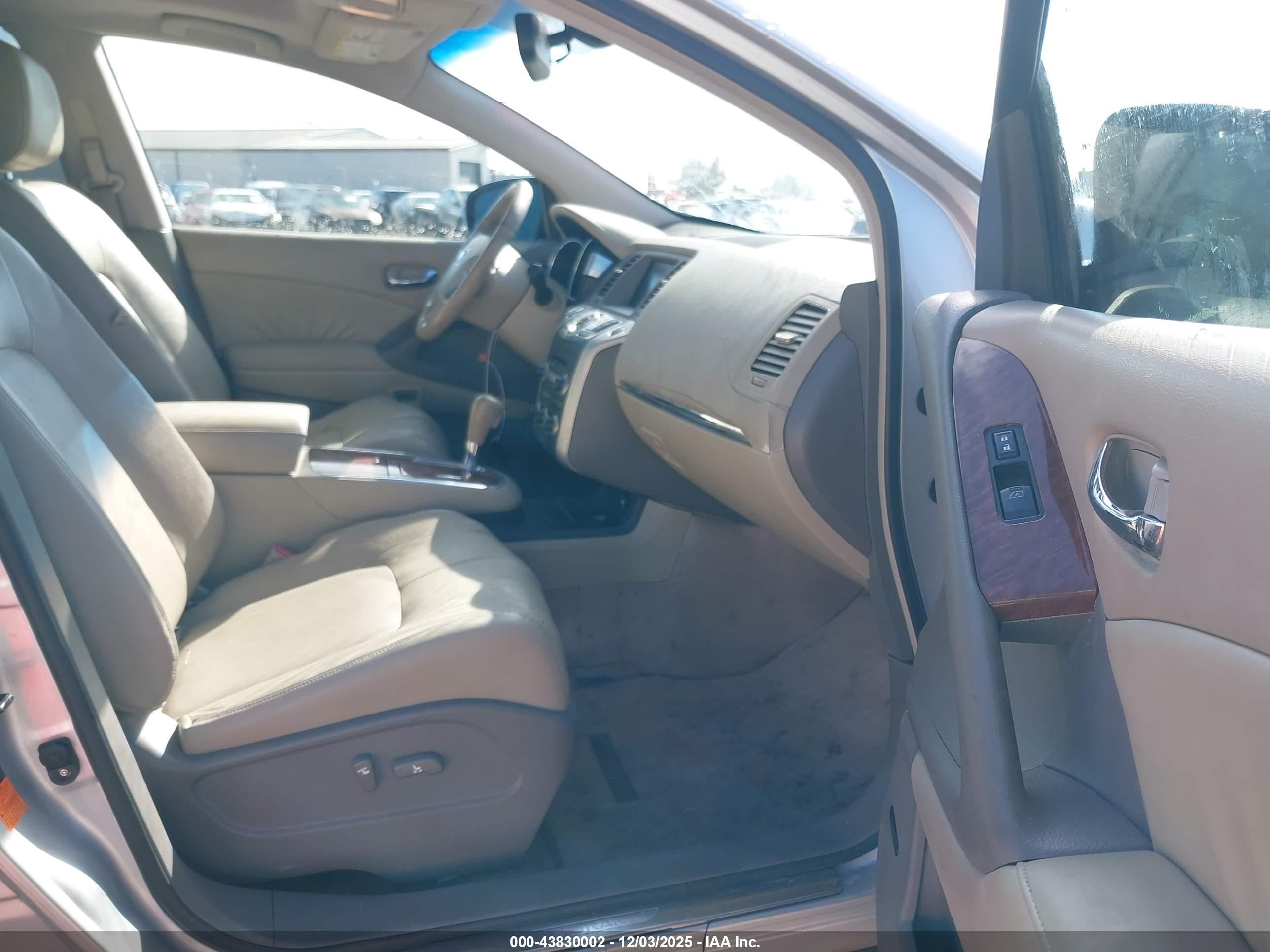 NISSAN MURANO image 5