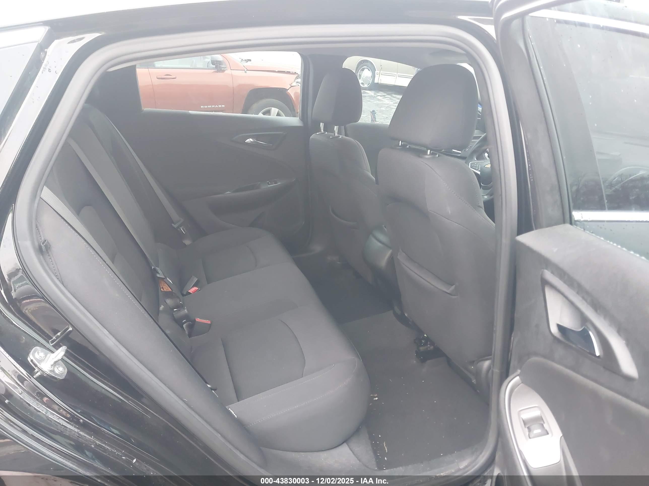 CHEVROLET MALIBU image 8
