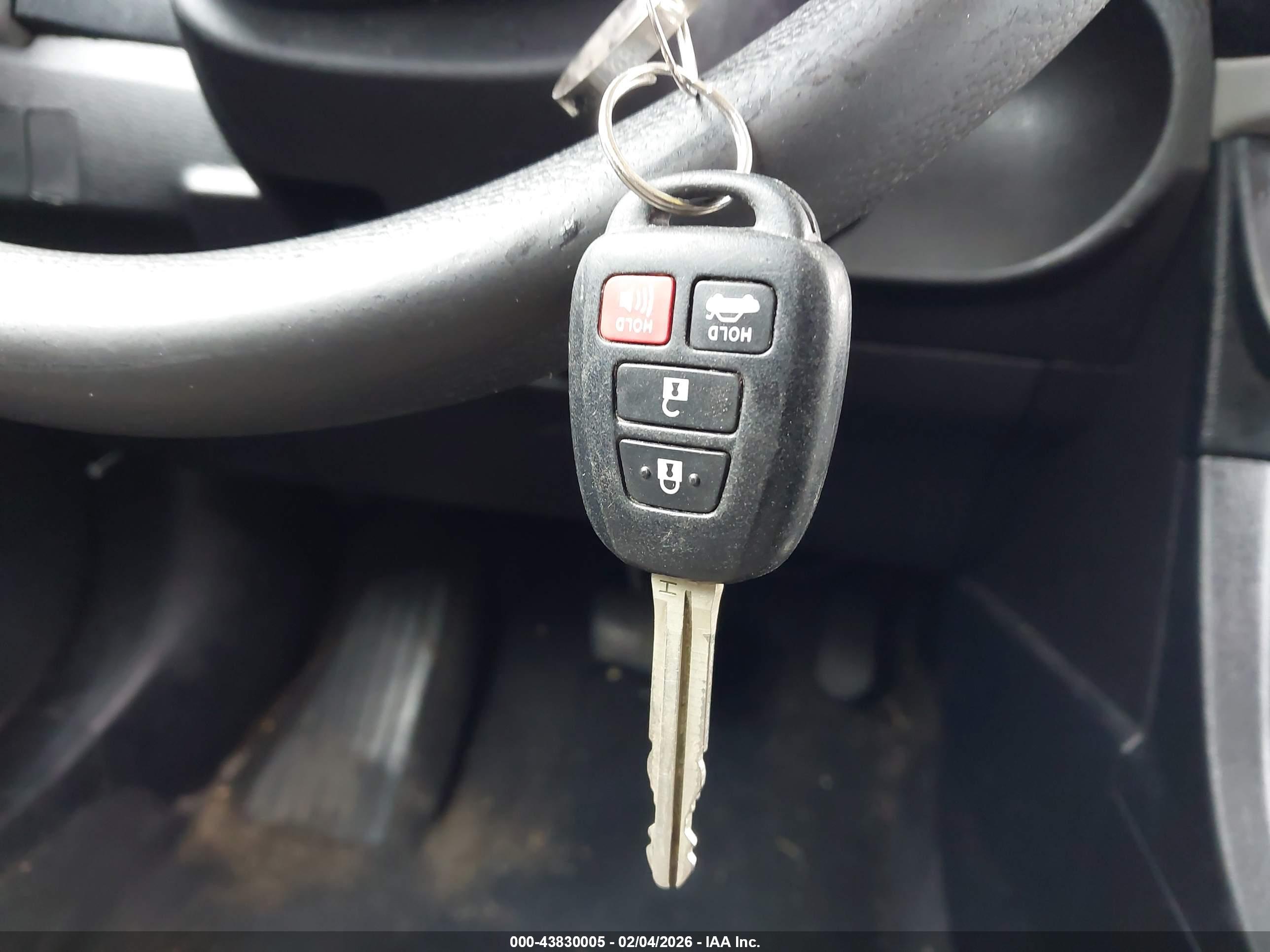 TOYOTA COROLLA image 11