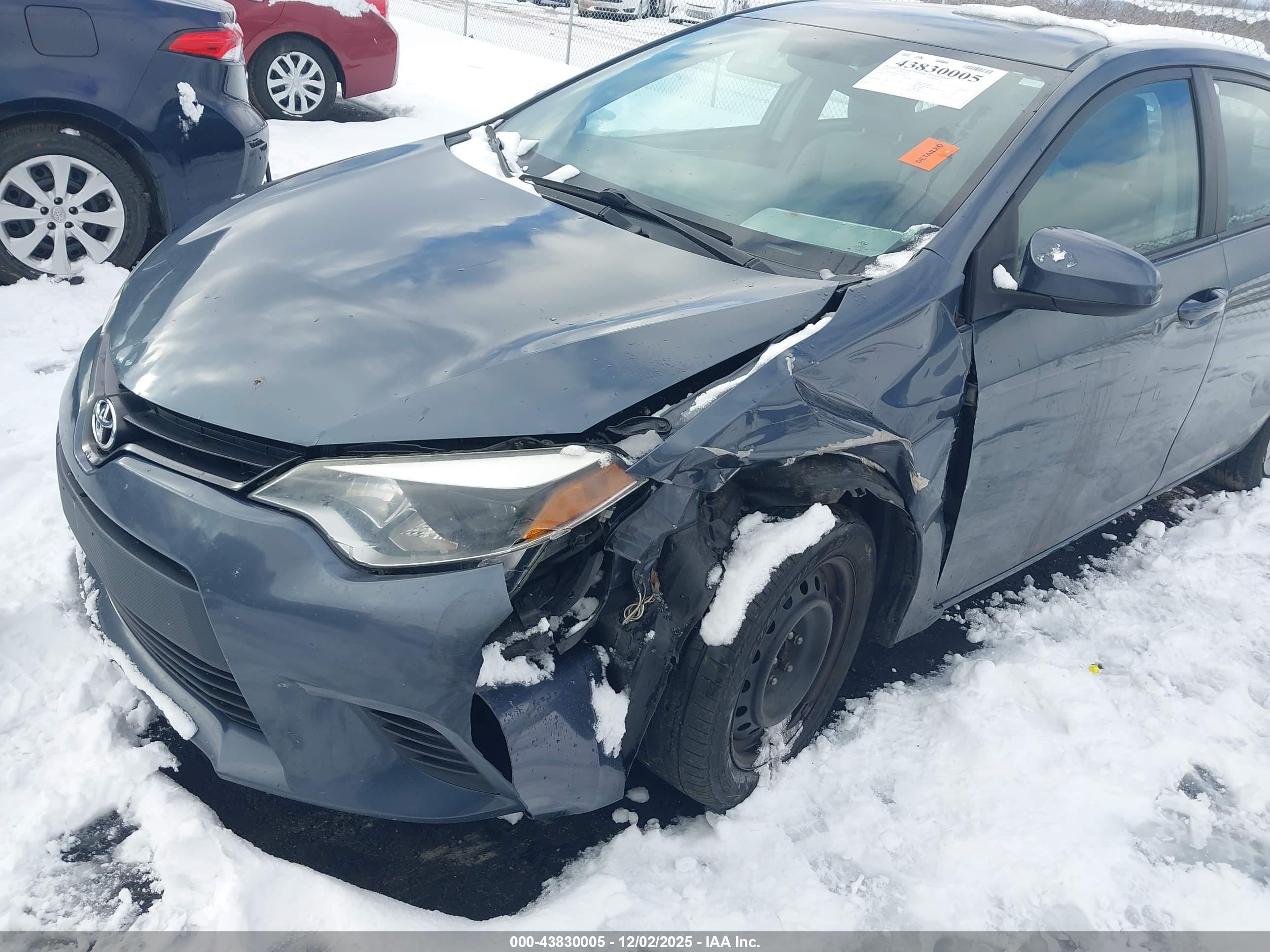 TOYOTA COROLLA image 6
