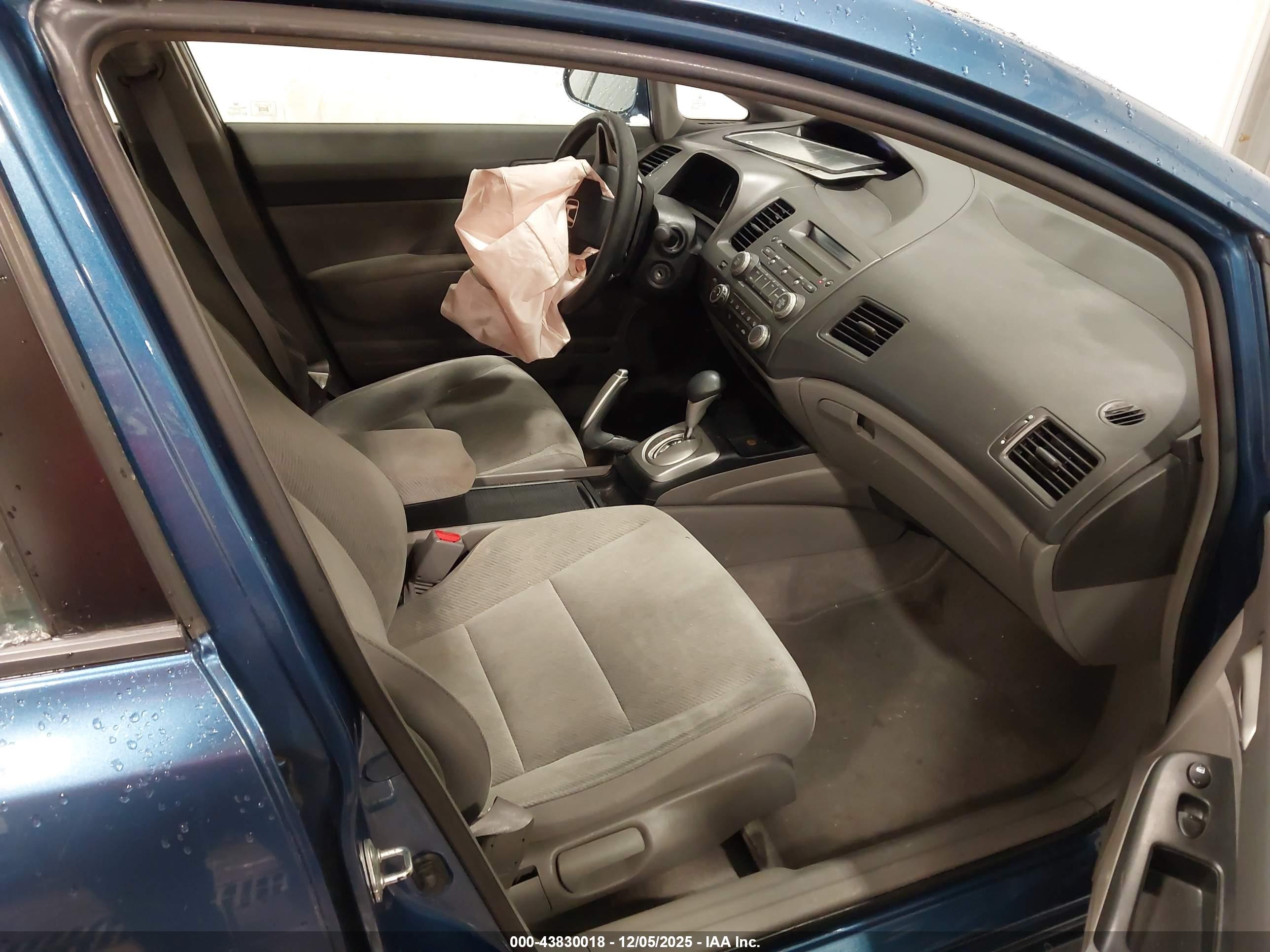 HONDA CIVIC image 5