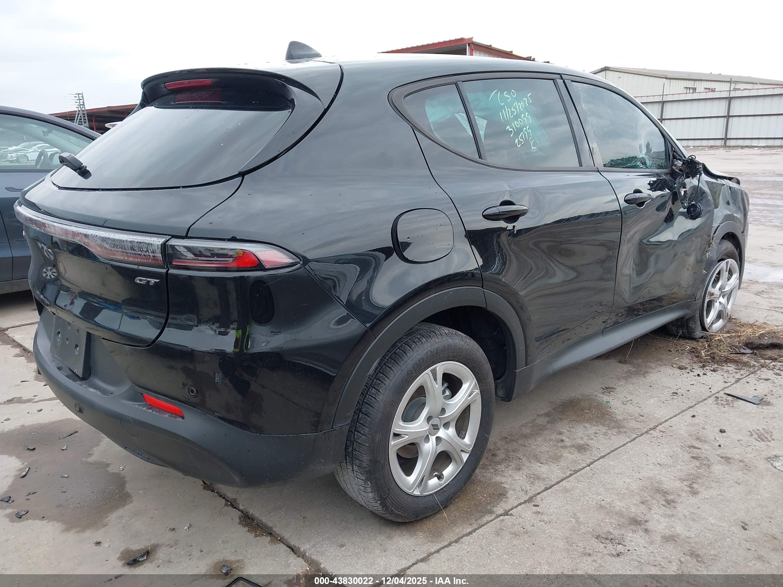 DODGE HORNET image 4