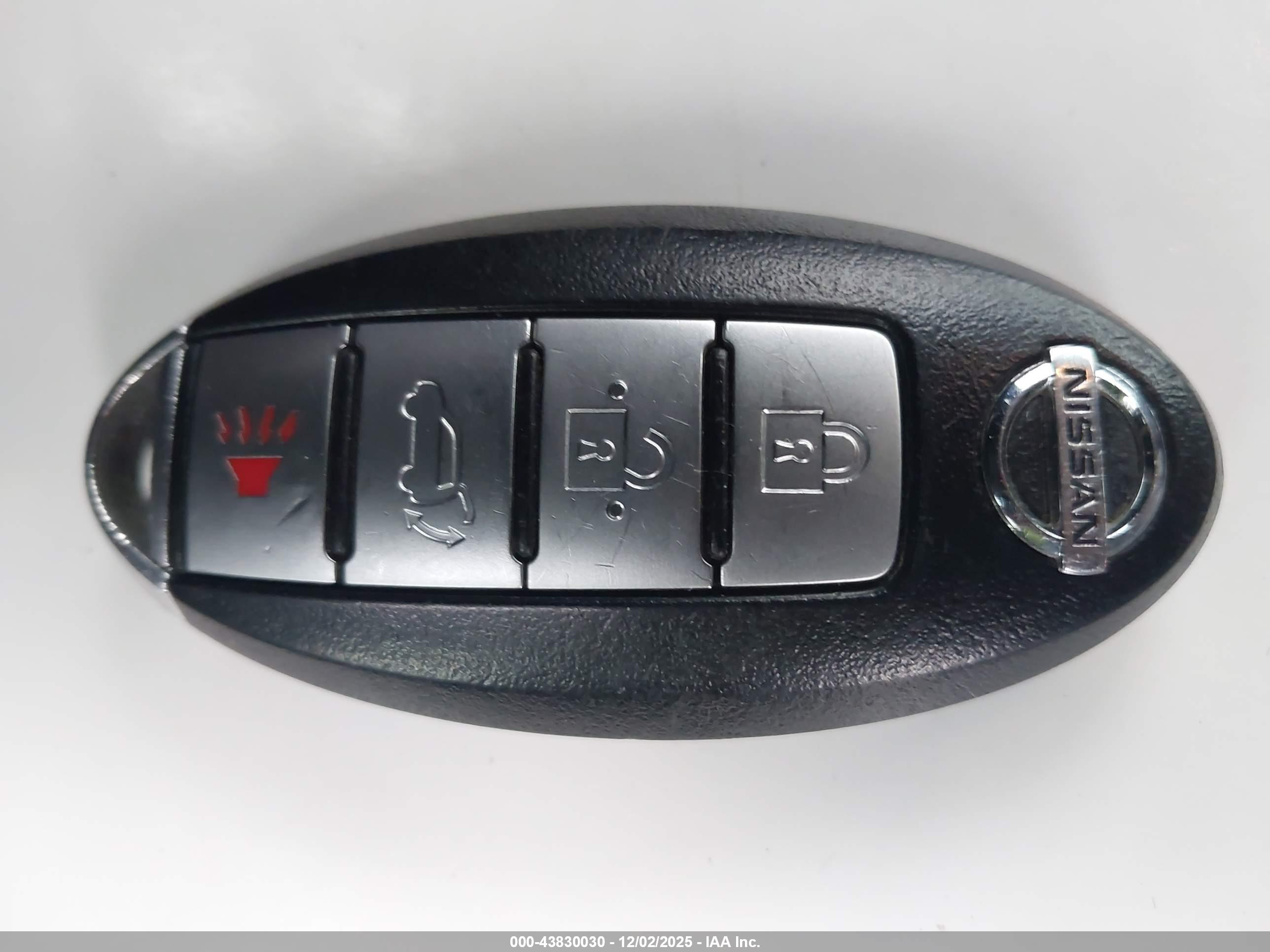NISSAN MURANO image 11