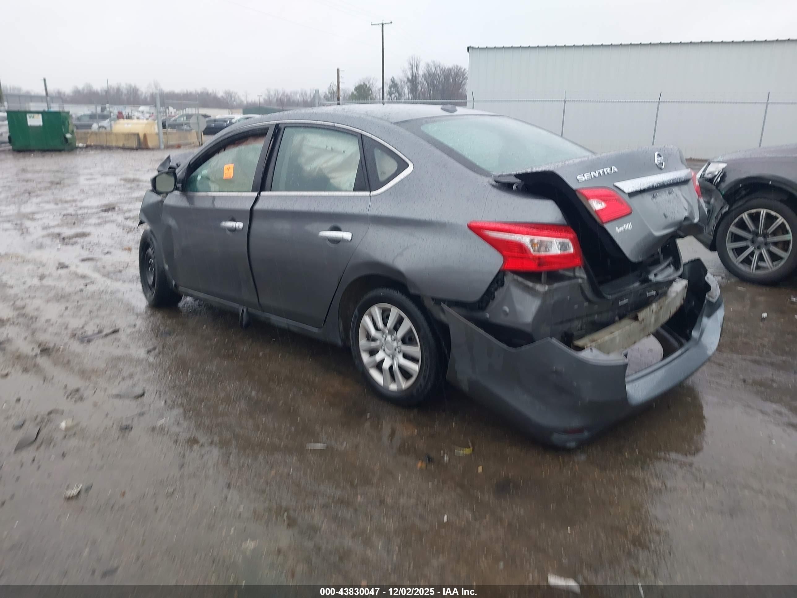 NISSAN SENTRA image 3
