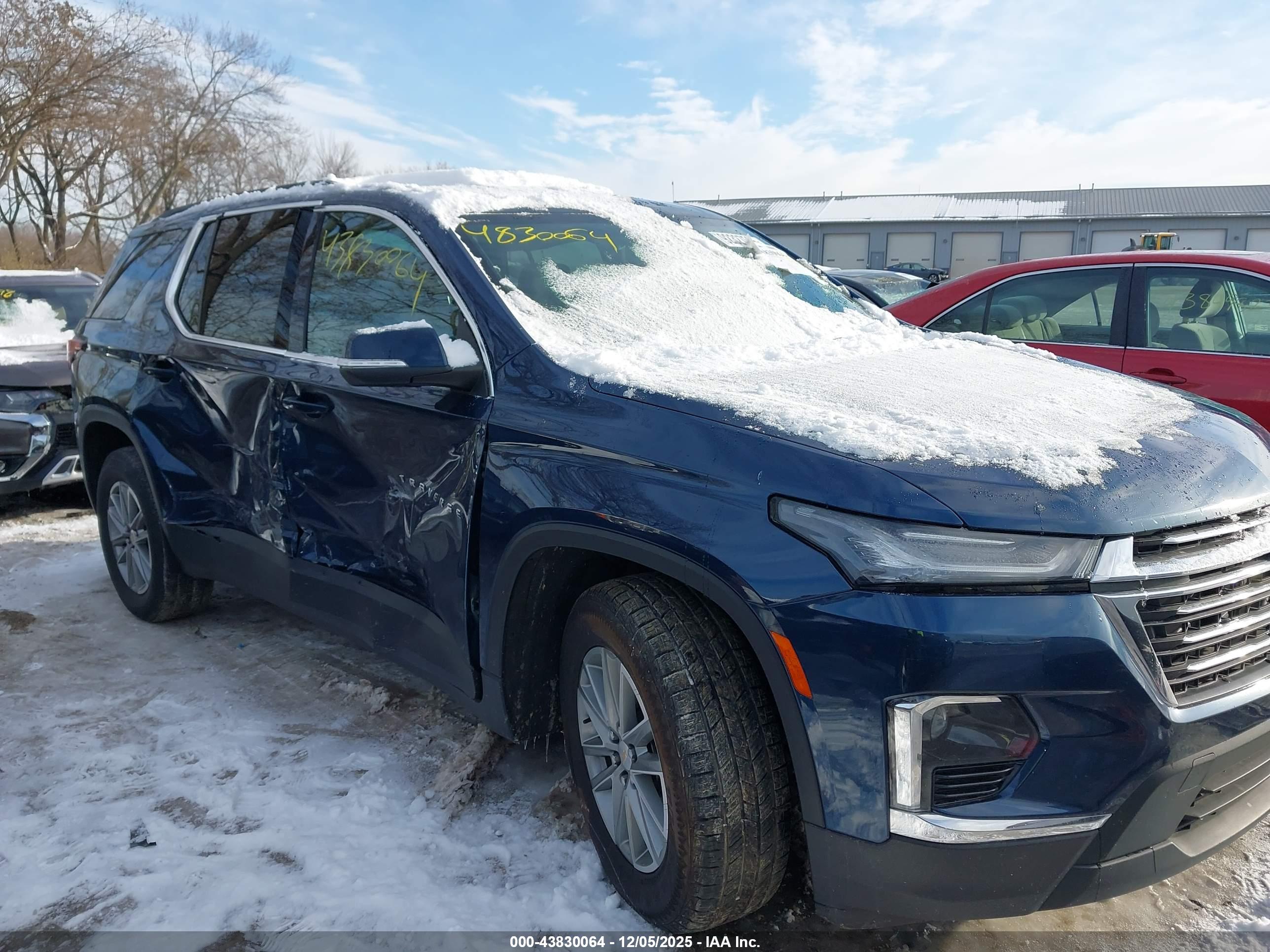 CHEVROLET TRAVERSE image 6