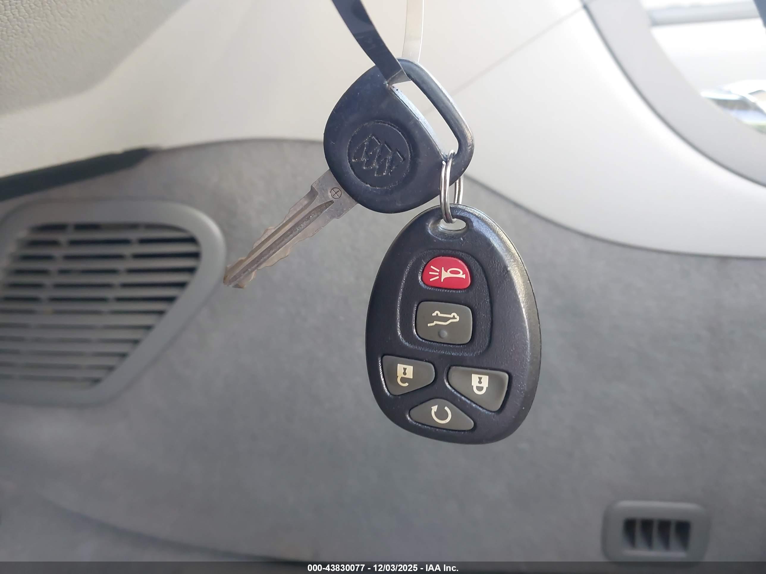 BUICK ENCLAVE image 11