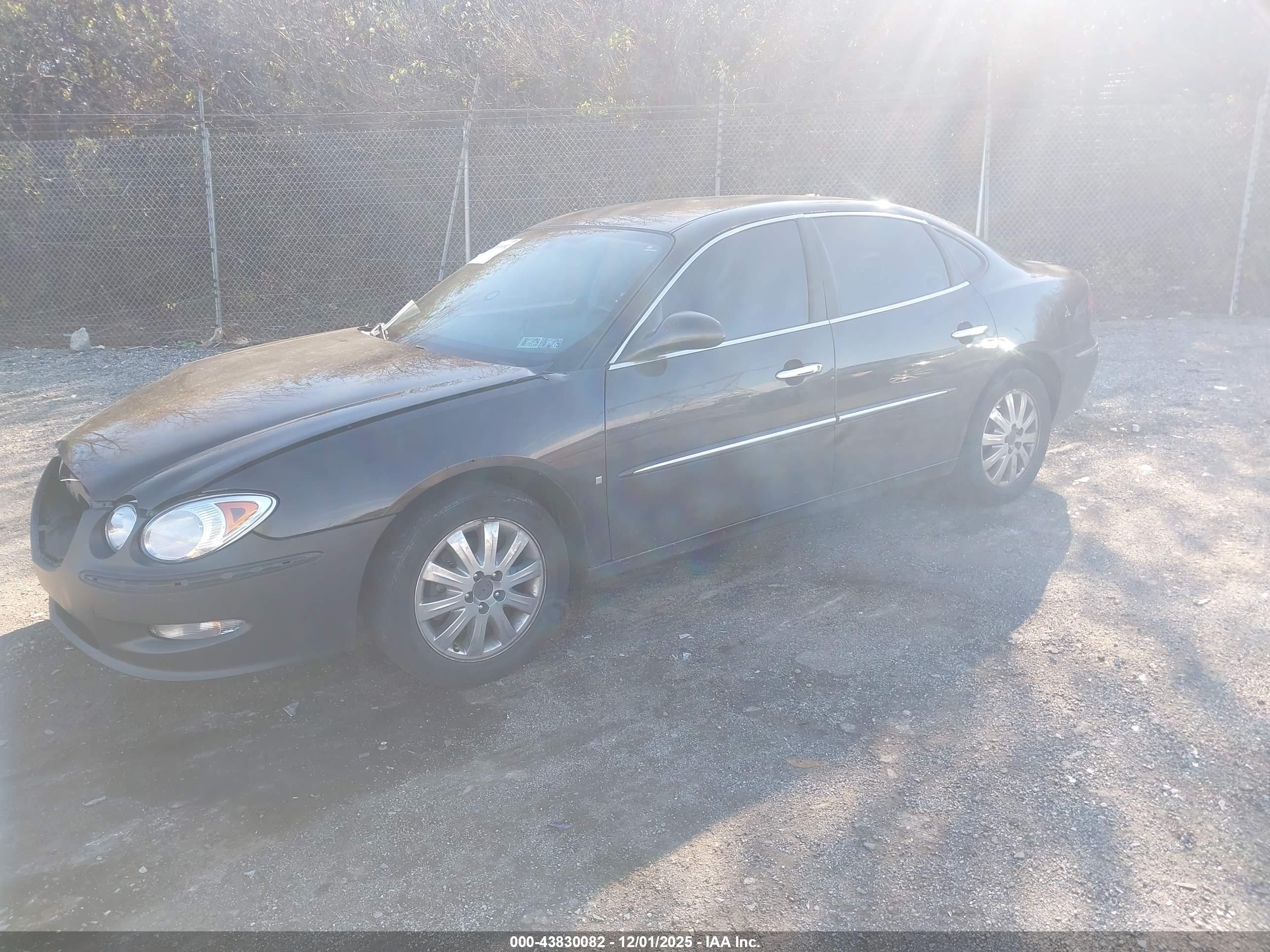 BUICK LACROSSE image 2