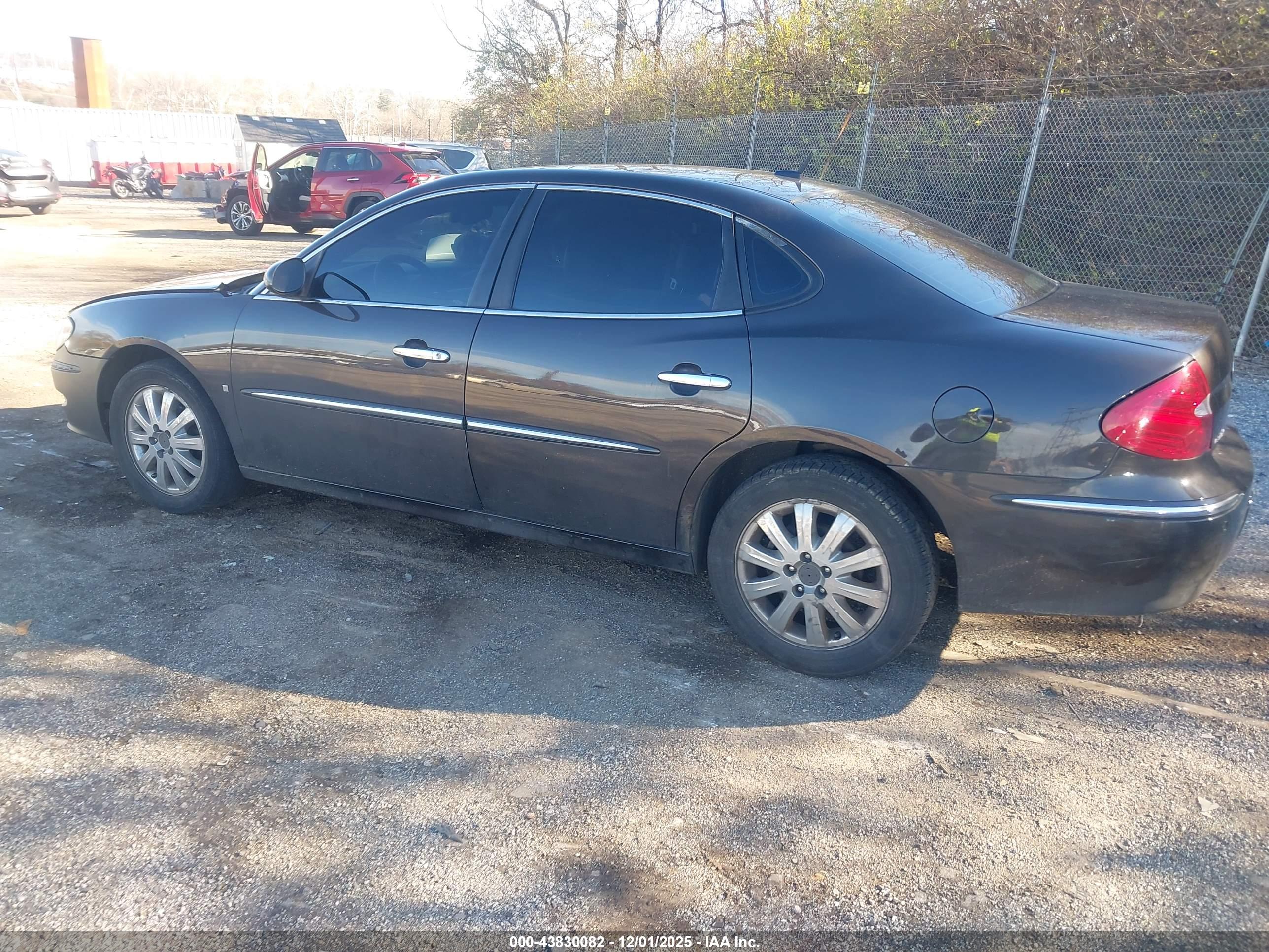 BUICK LACROSSE image 3