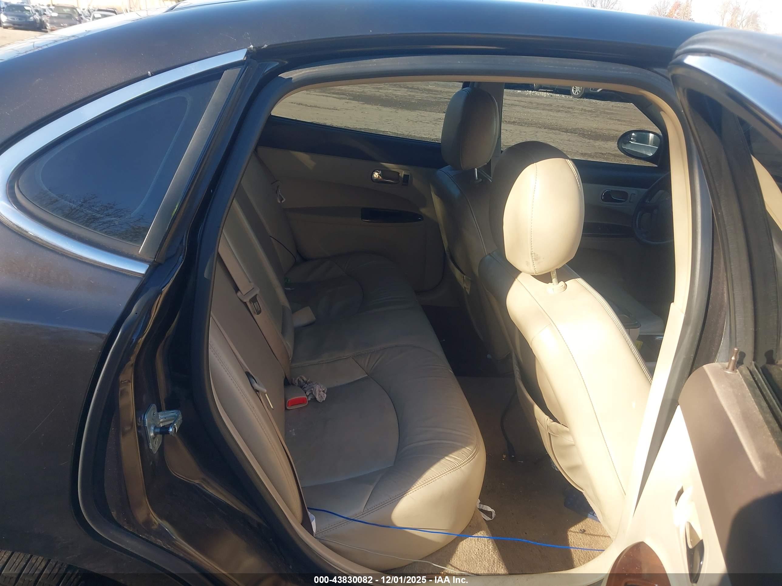 BUICK LACROSSE image 8
