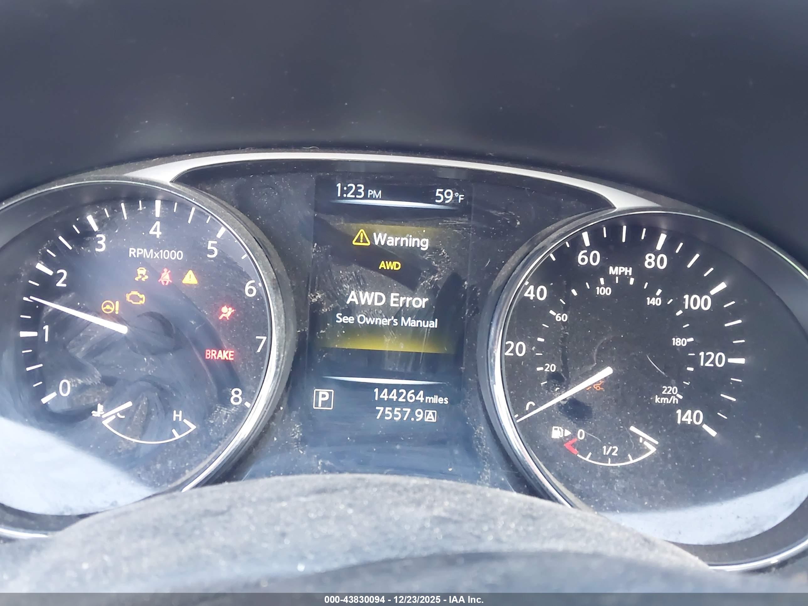 NISSAN ROGUE image 7