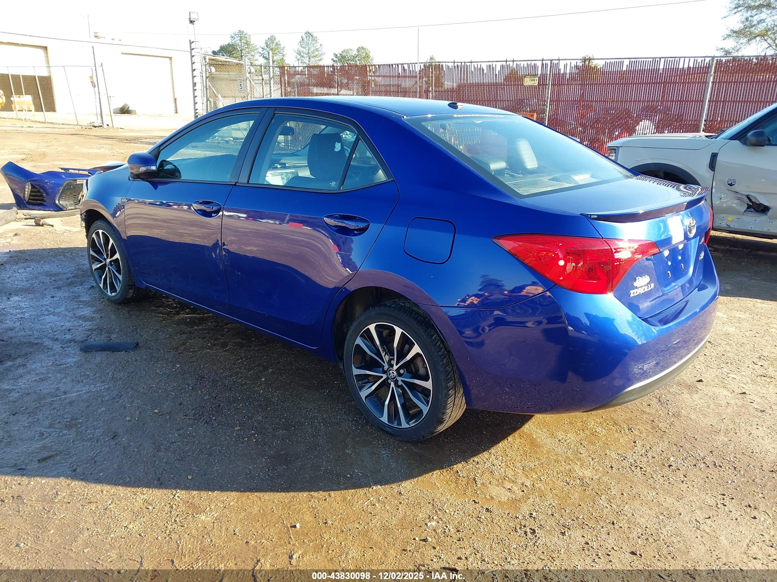 TOYOTA COROLLA image 3