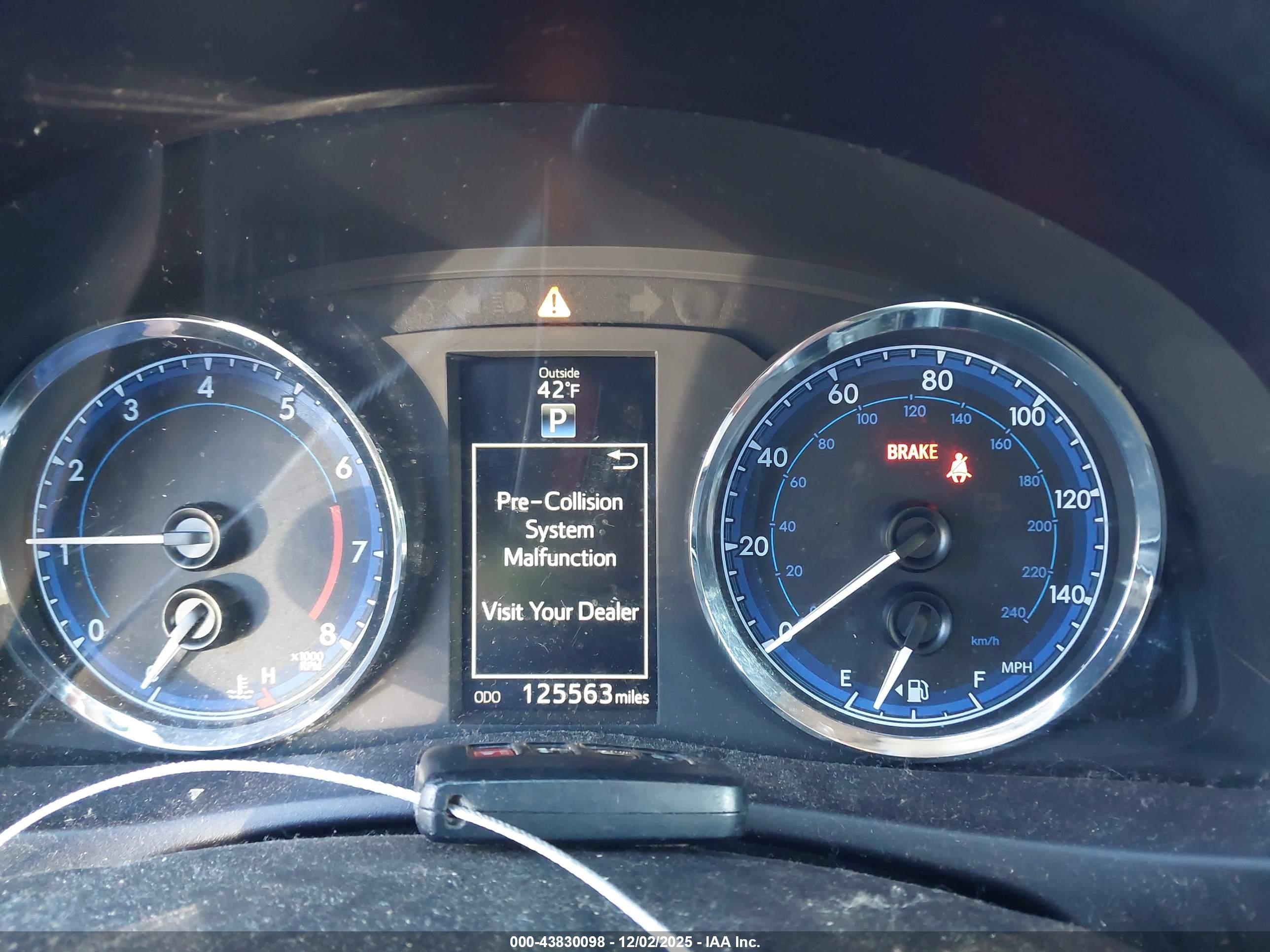 TOYOTA COROLLA image 7