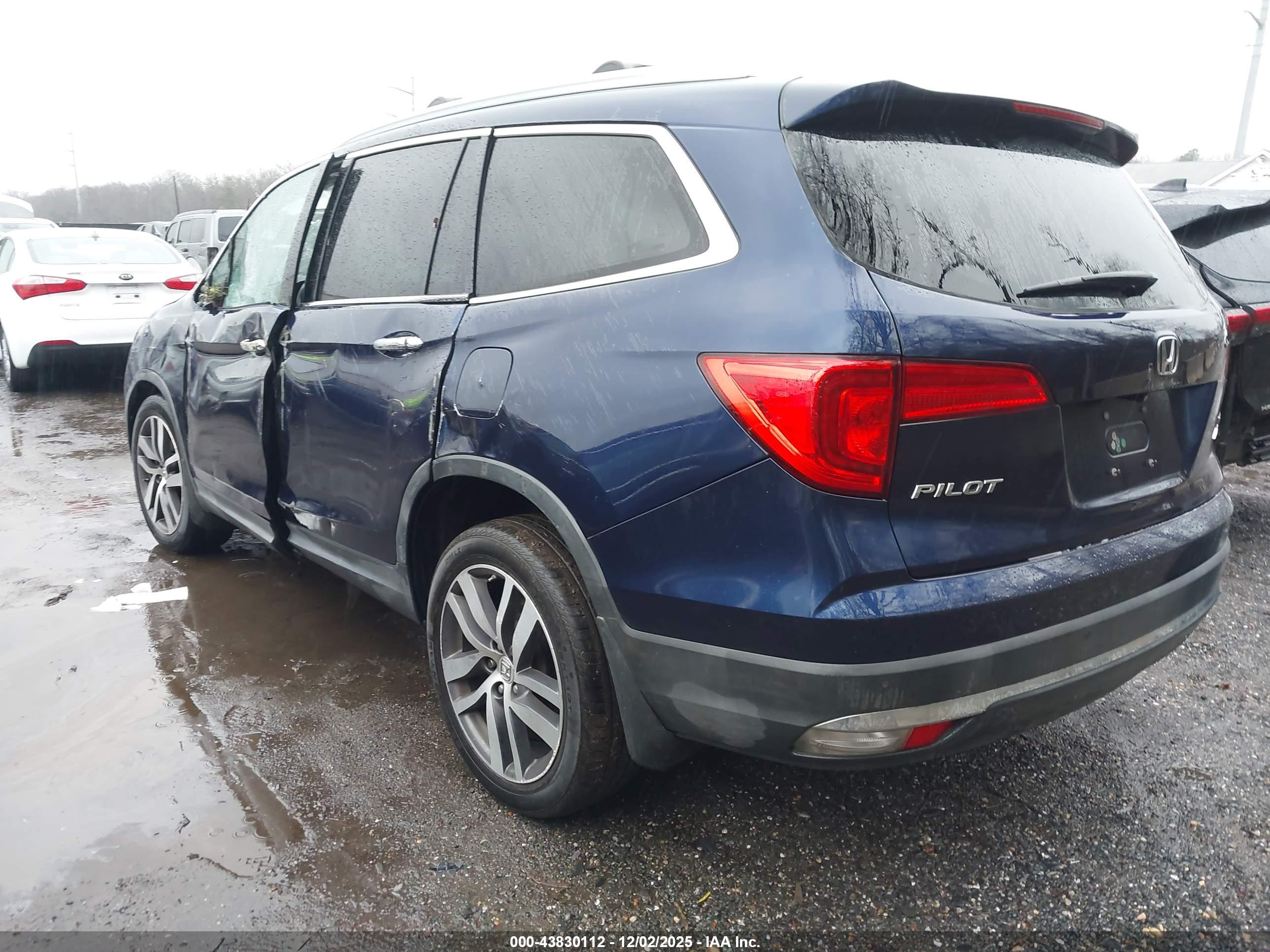 HONDA PILOT image 3