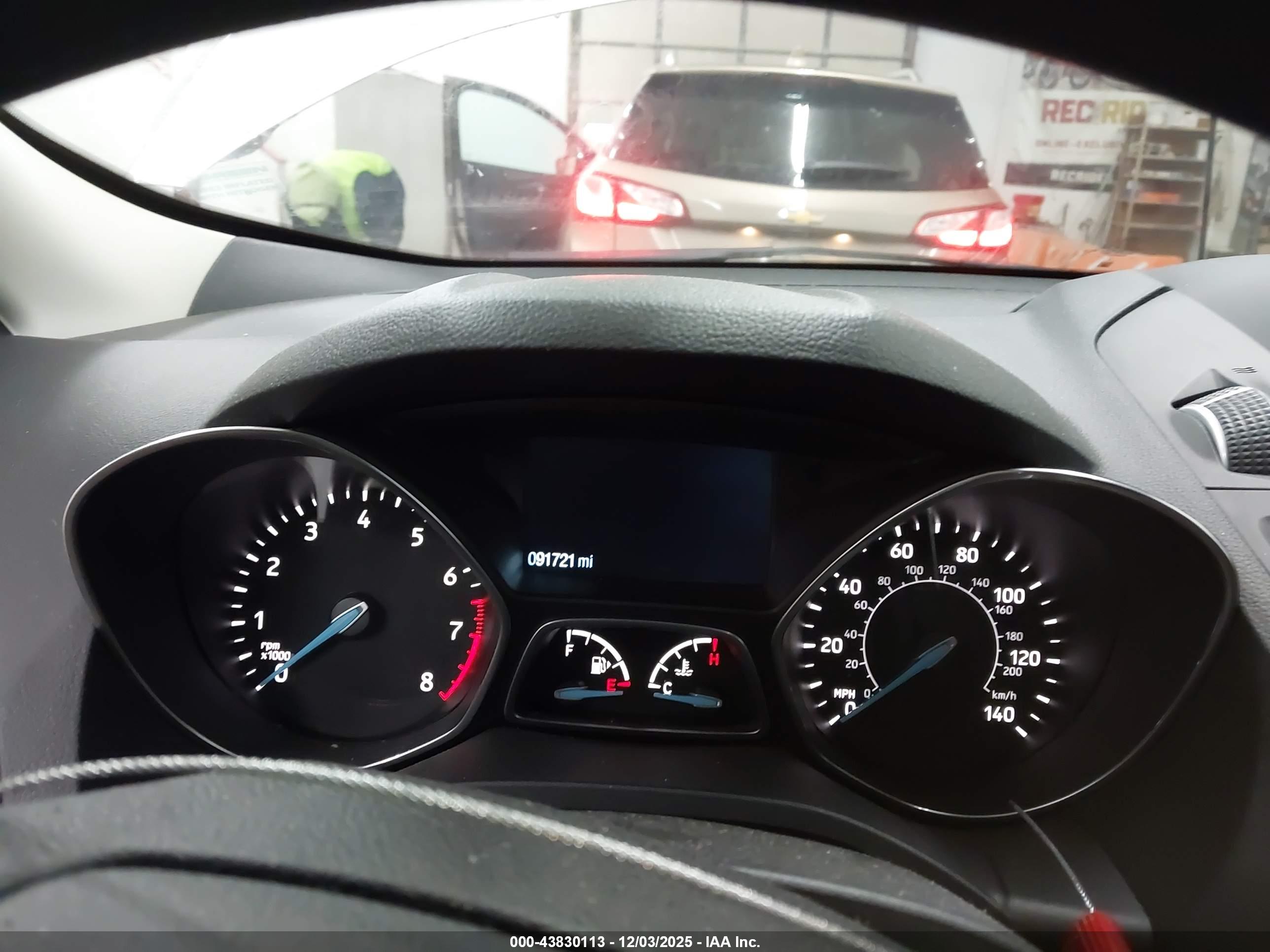 FORD ESCAPE image 7