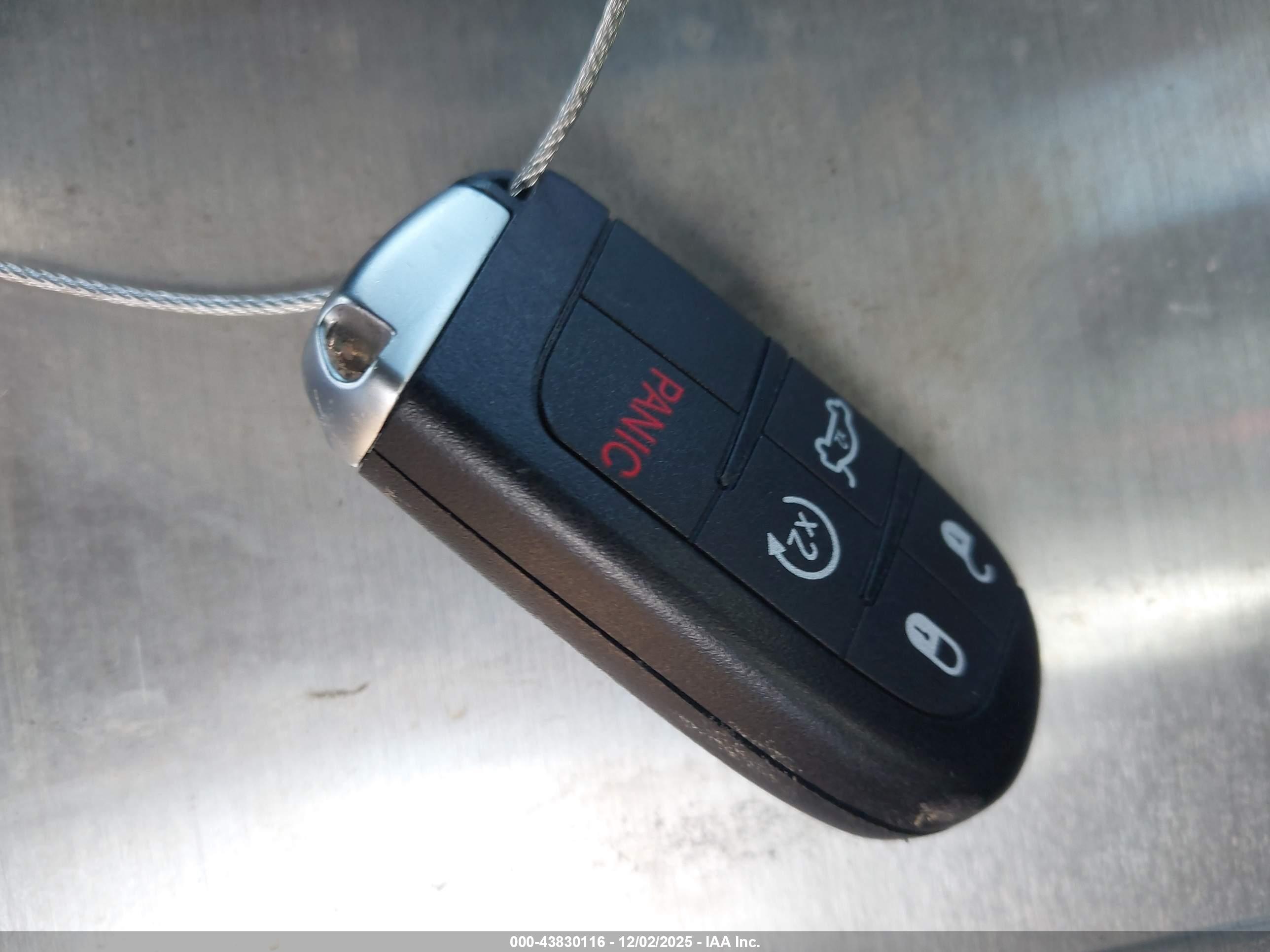 DODGE CHALLENGER image 11