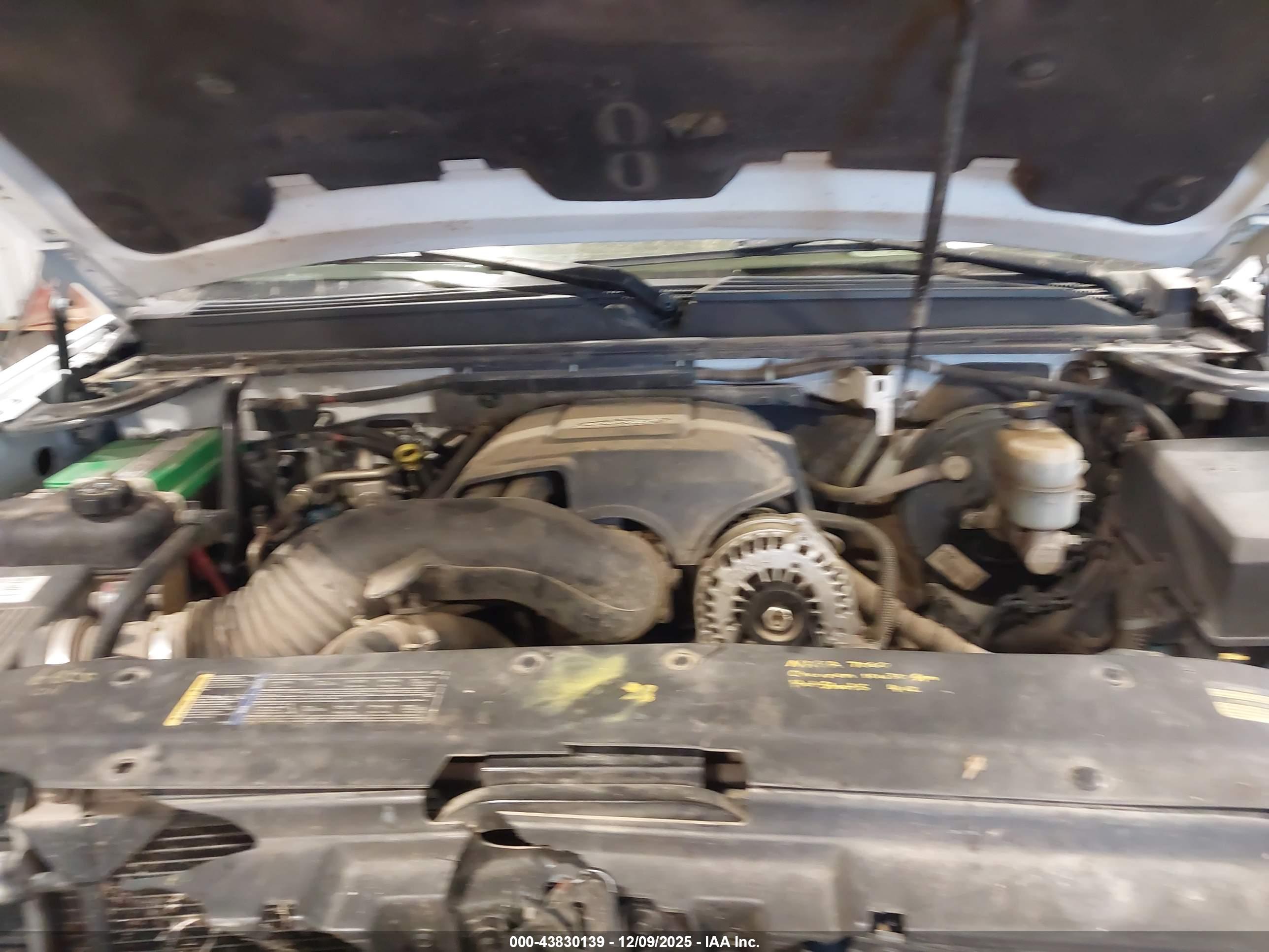 GMC YUKON image 10
