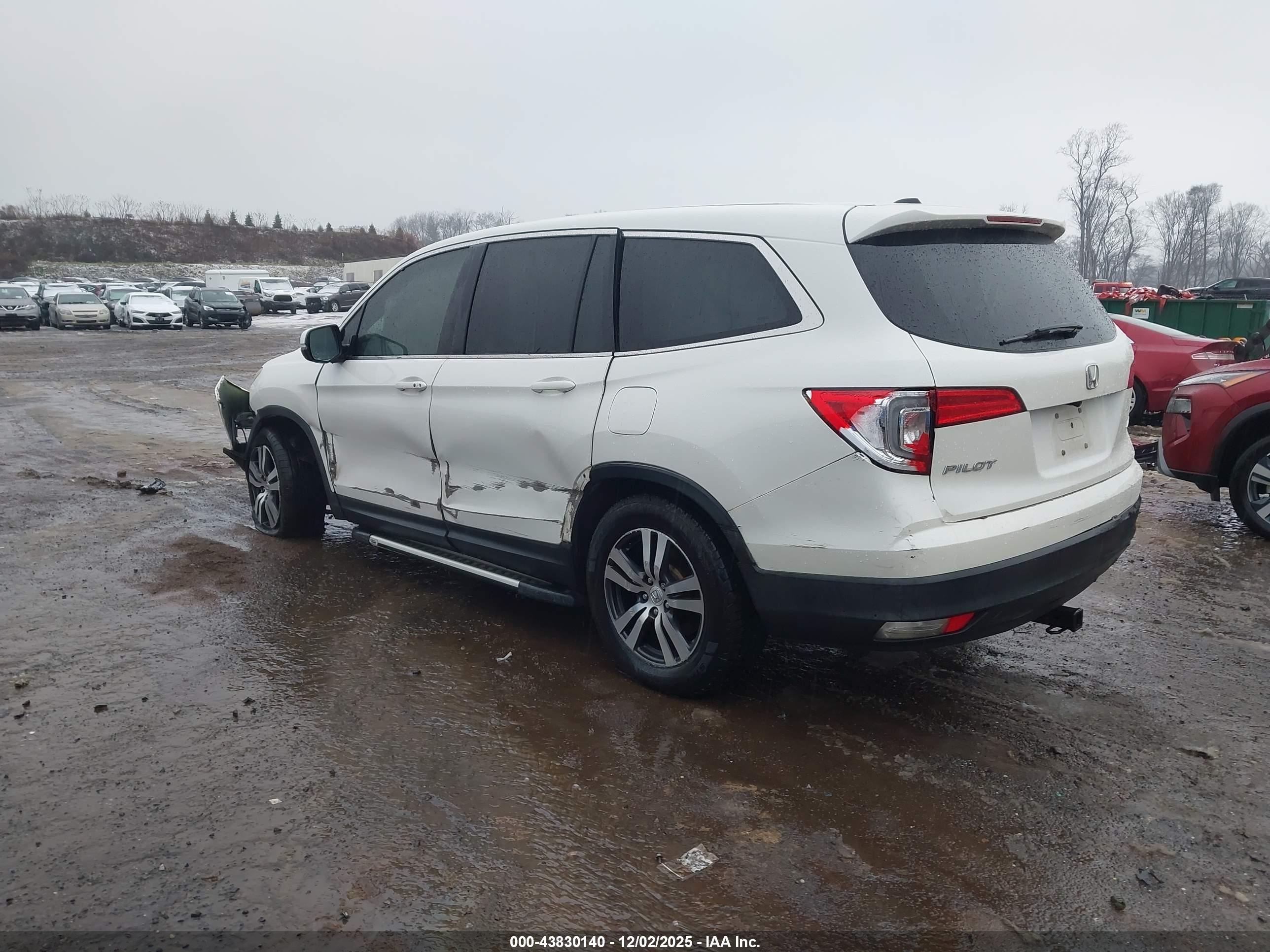 HONDA PILOT image 3