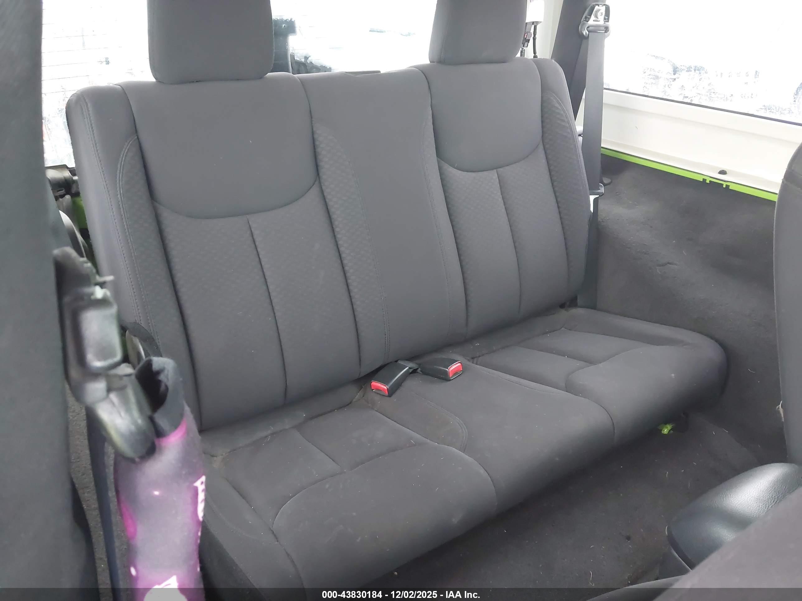 JEEP WRANGLER image 8