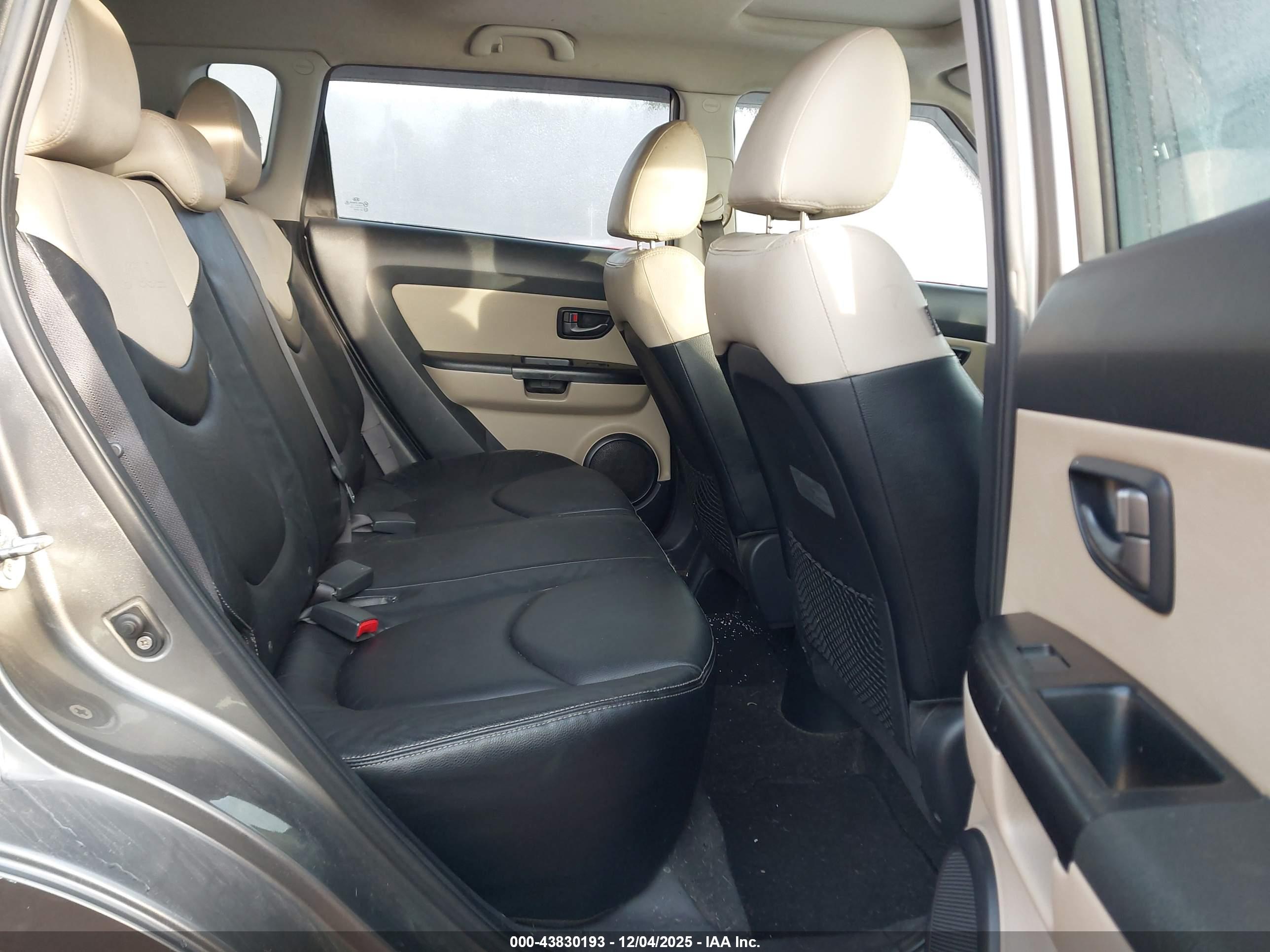 KIA SOUL image 8
