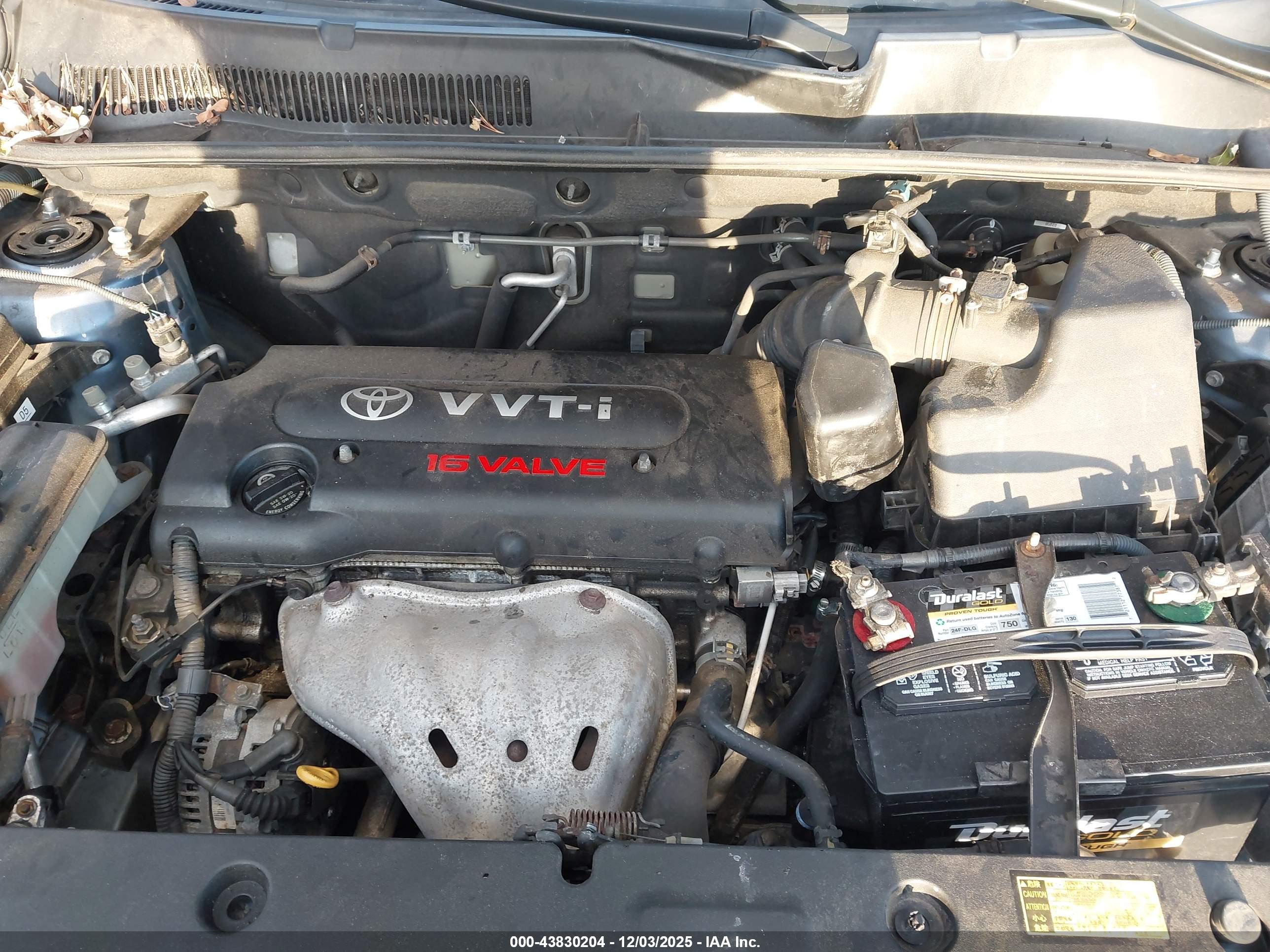 TOYOTA RAV4 image 10