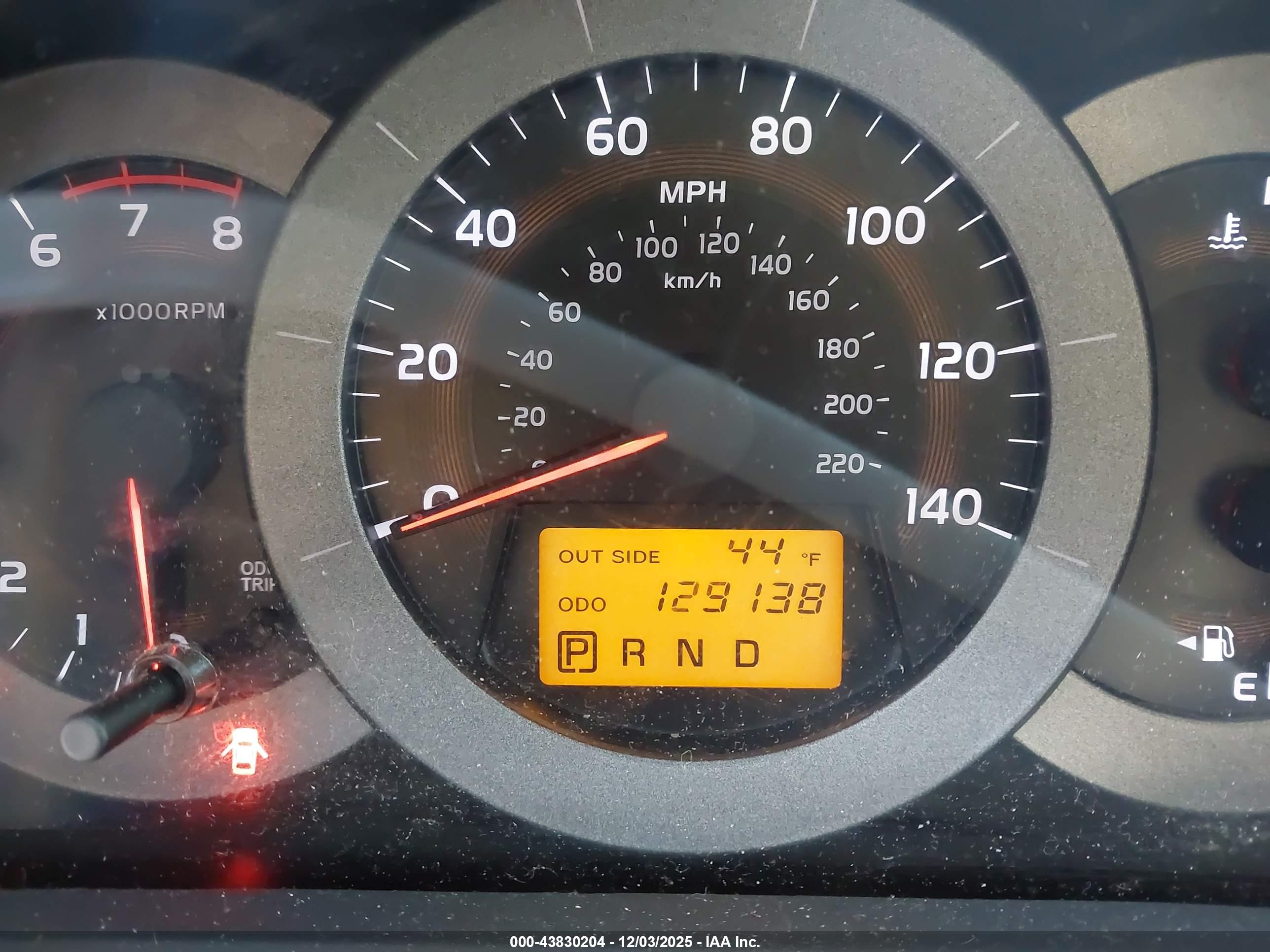 TOYOTA RAV4 image 7