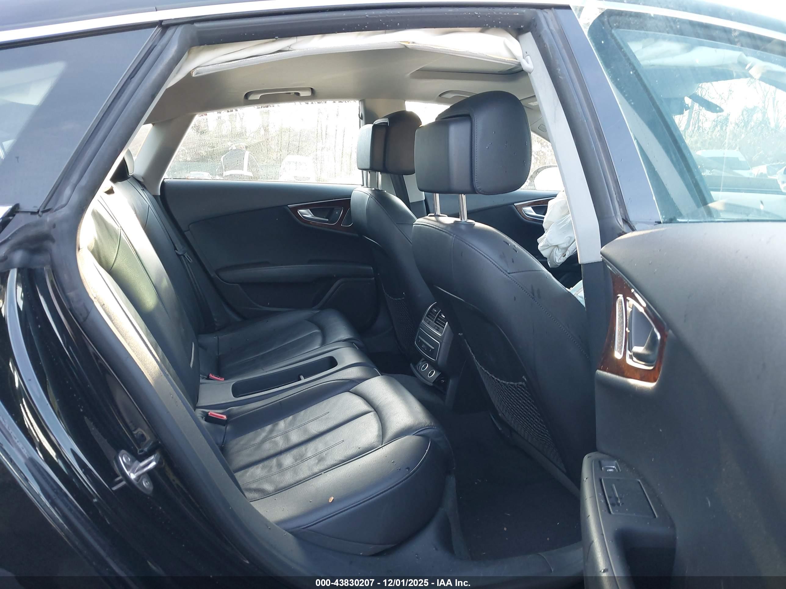 AUDI A7 image 8