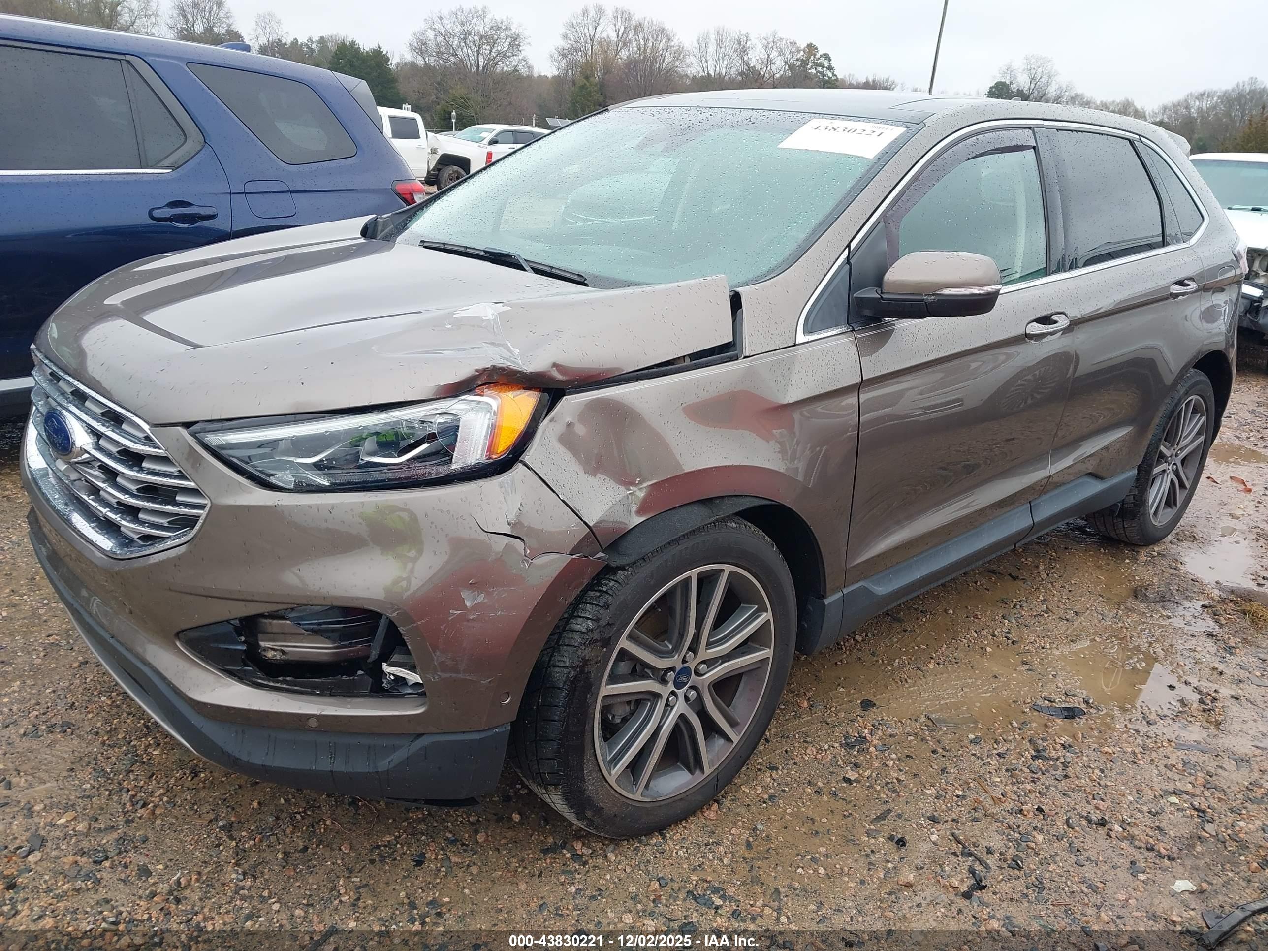 FORD EDGE image 2