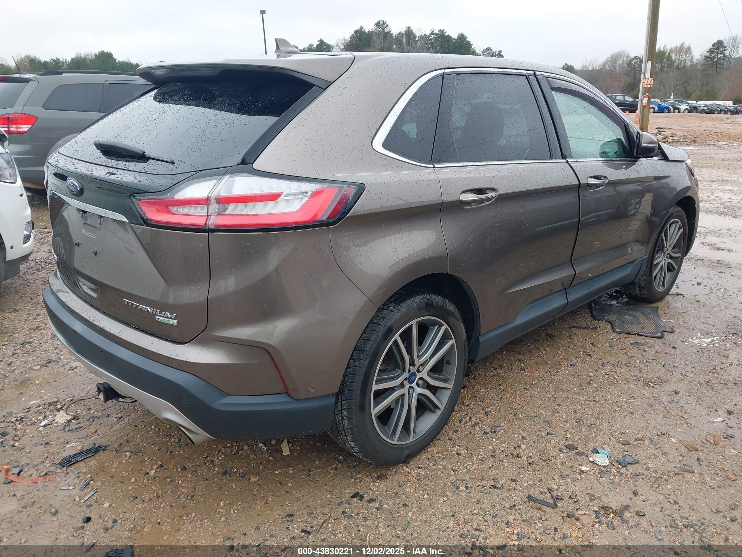 FORD EDGE image 4