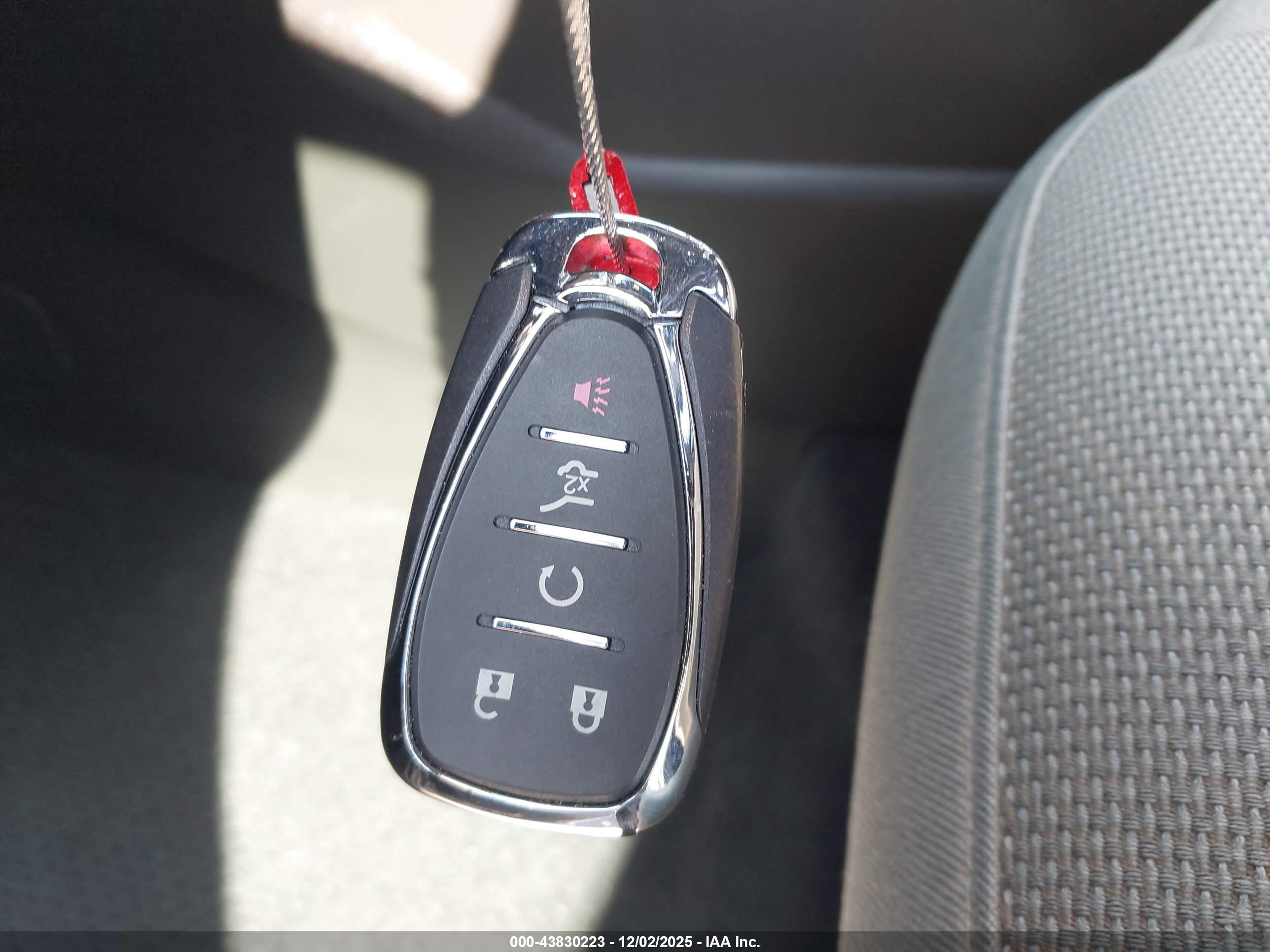 CHEVROLET TRAVERSE image 11