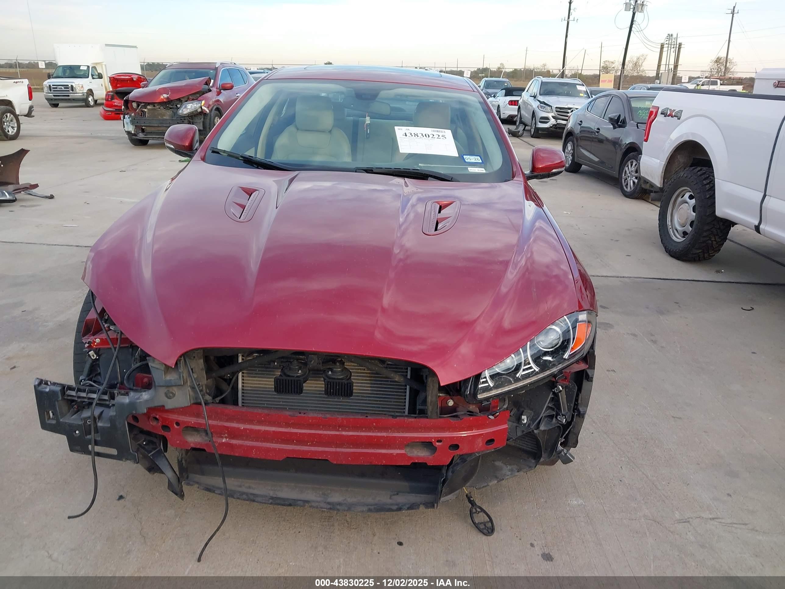 JAGUAR XF image 6