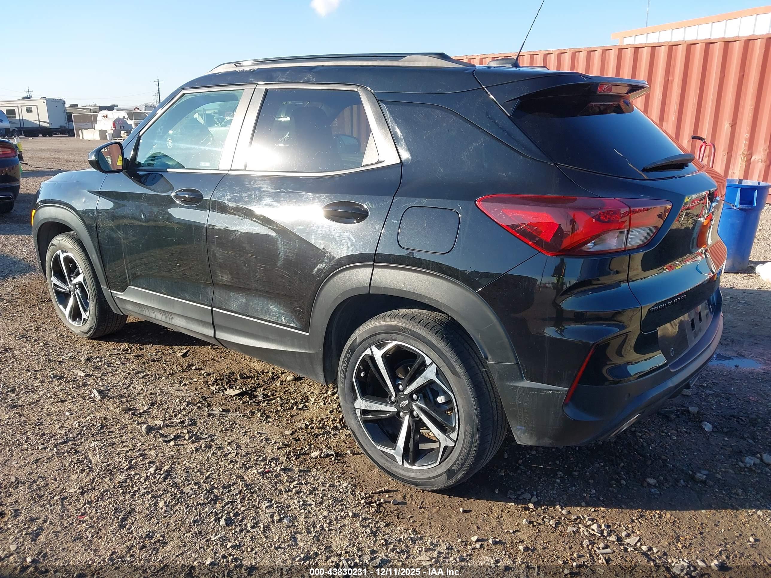 CHEVROLET TRAILBLAZER image 3
