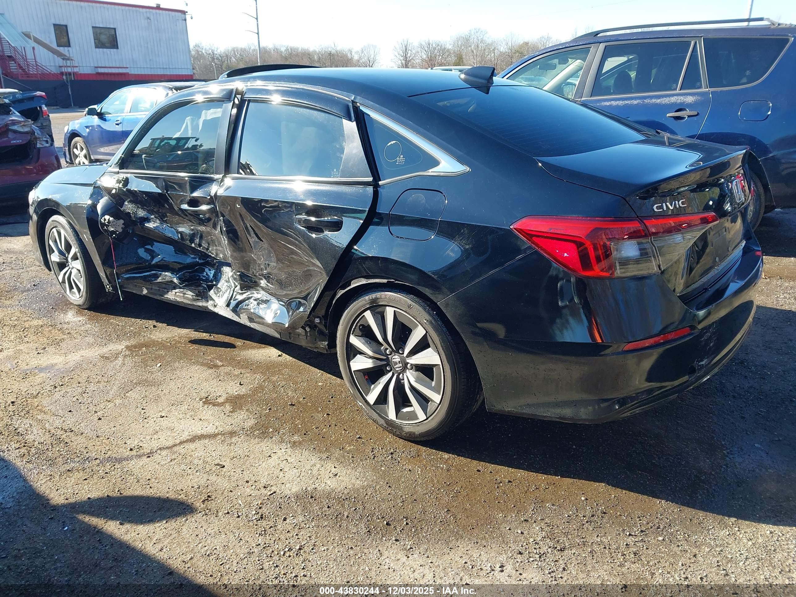 HONDA CIVIC image 3