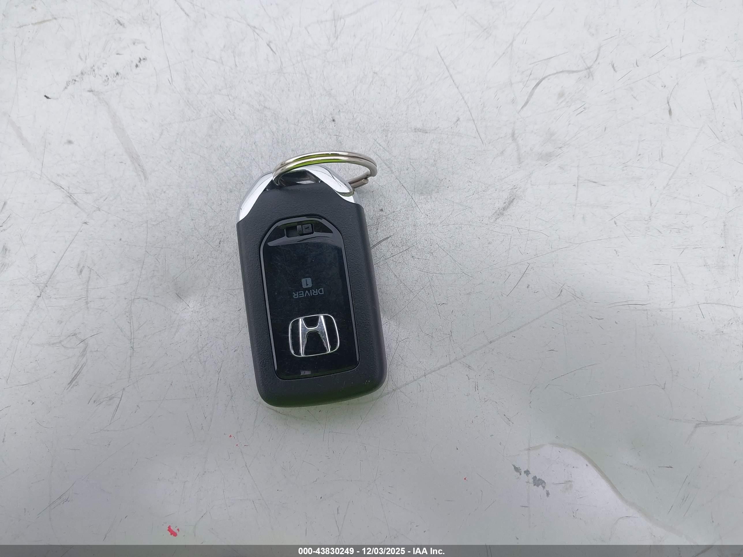 HONDA CR-V image 11