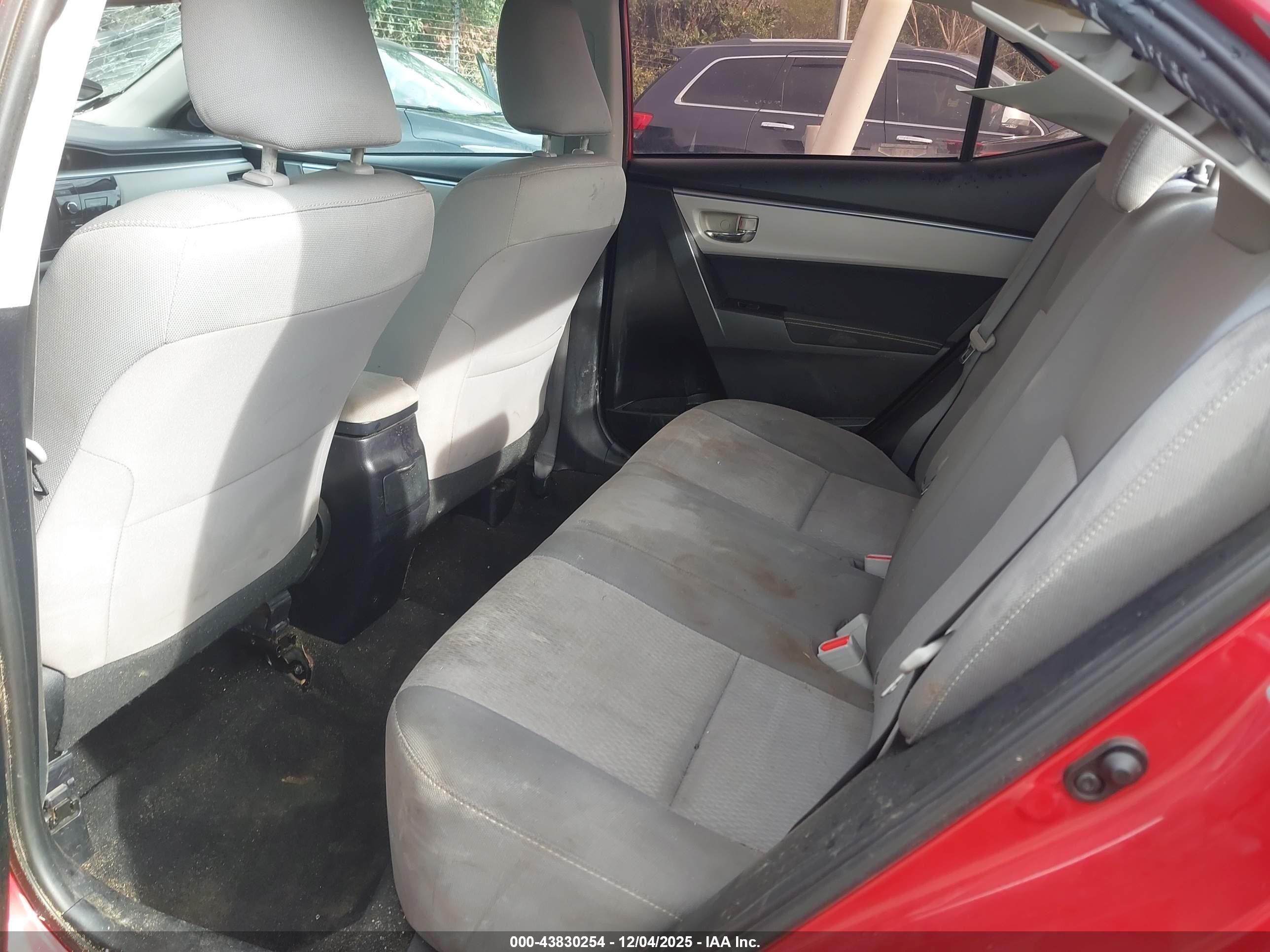TOYOTA COROLLA image 8