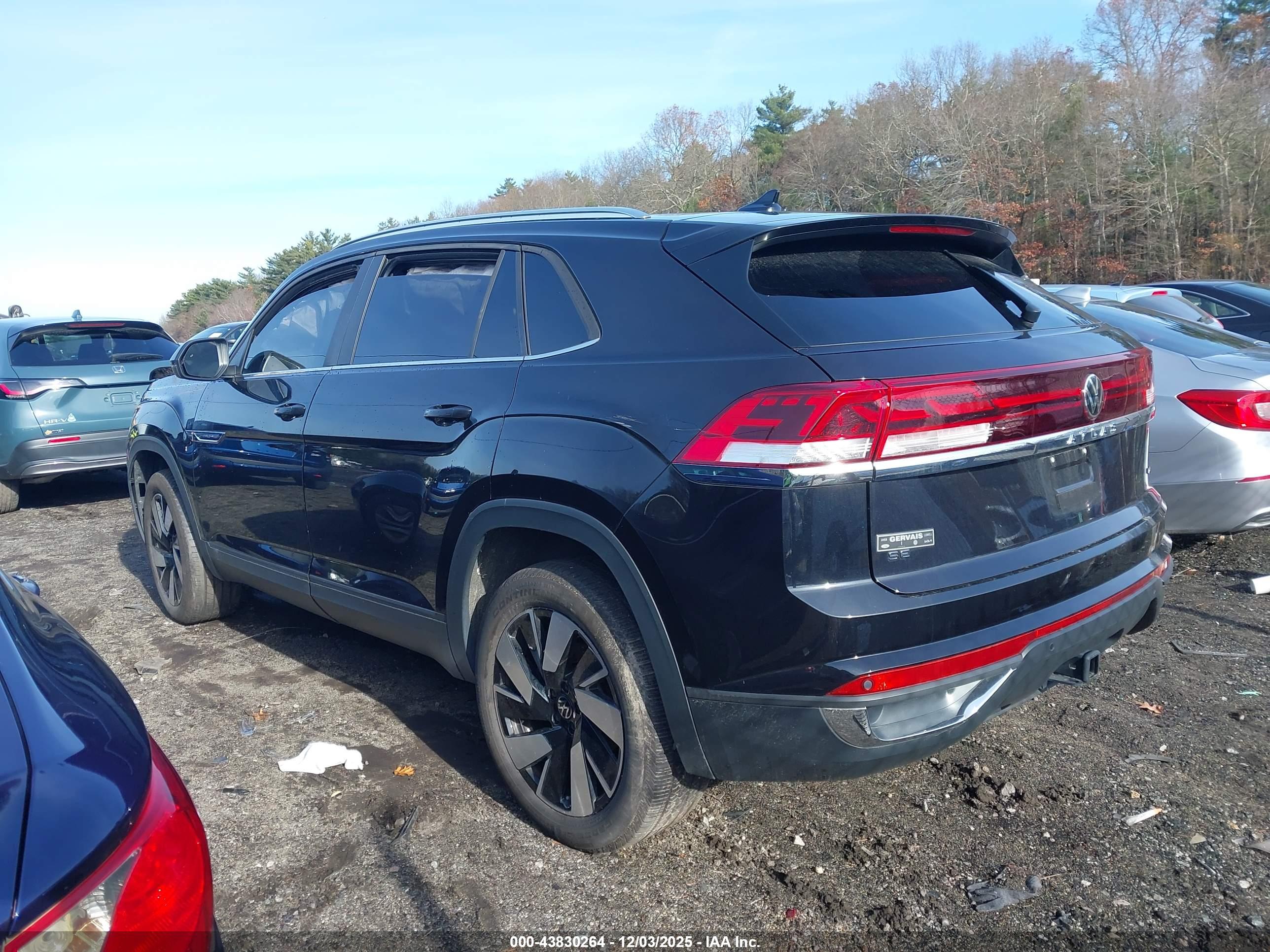 VOLKSWAGEN ATLAS image 3