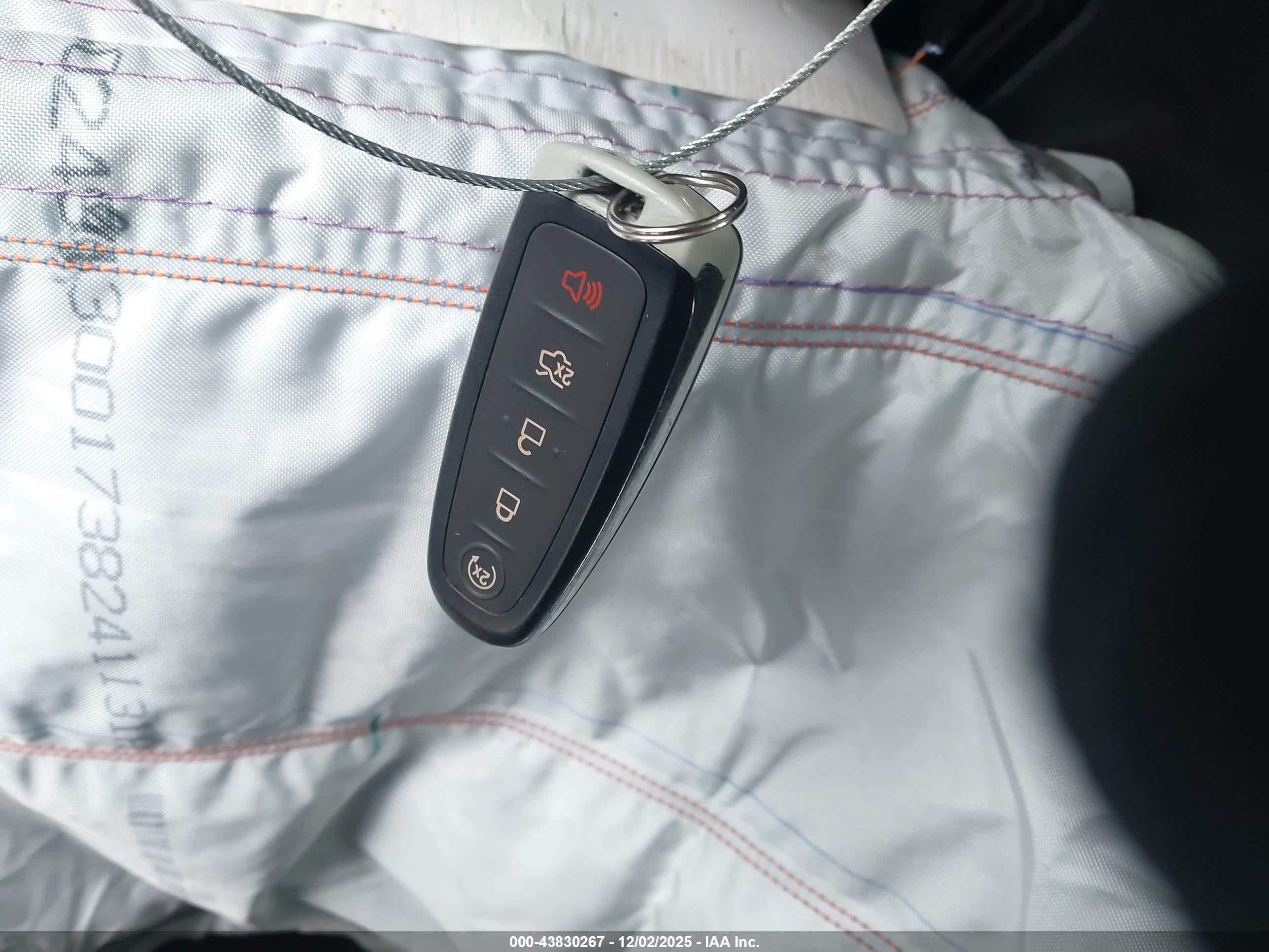 FORD ESCAPE image 11
