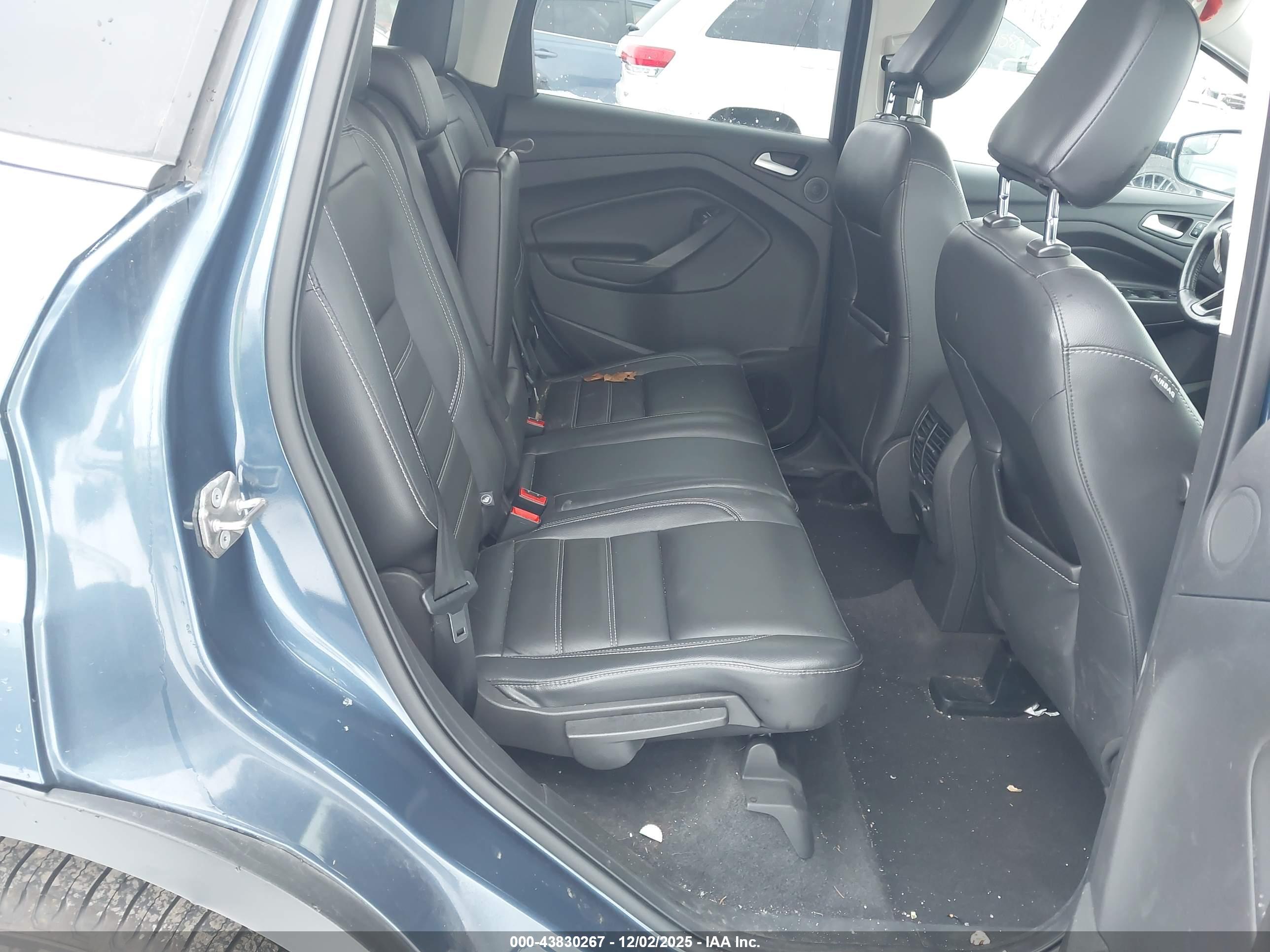 FORD ESCAPE image 8