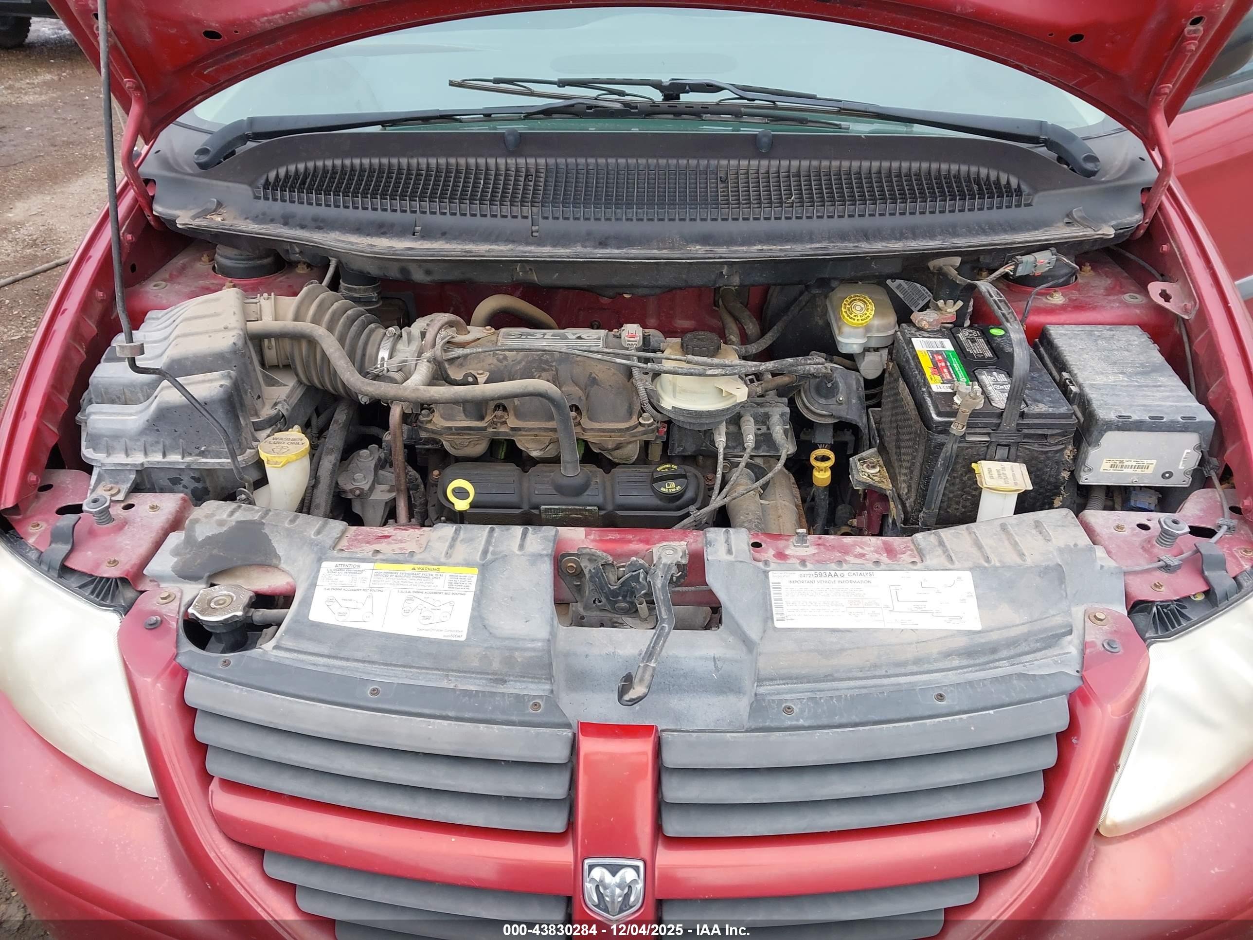 DODGE CARAVAN image 10